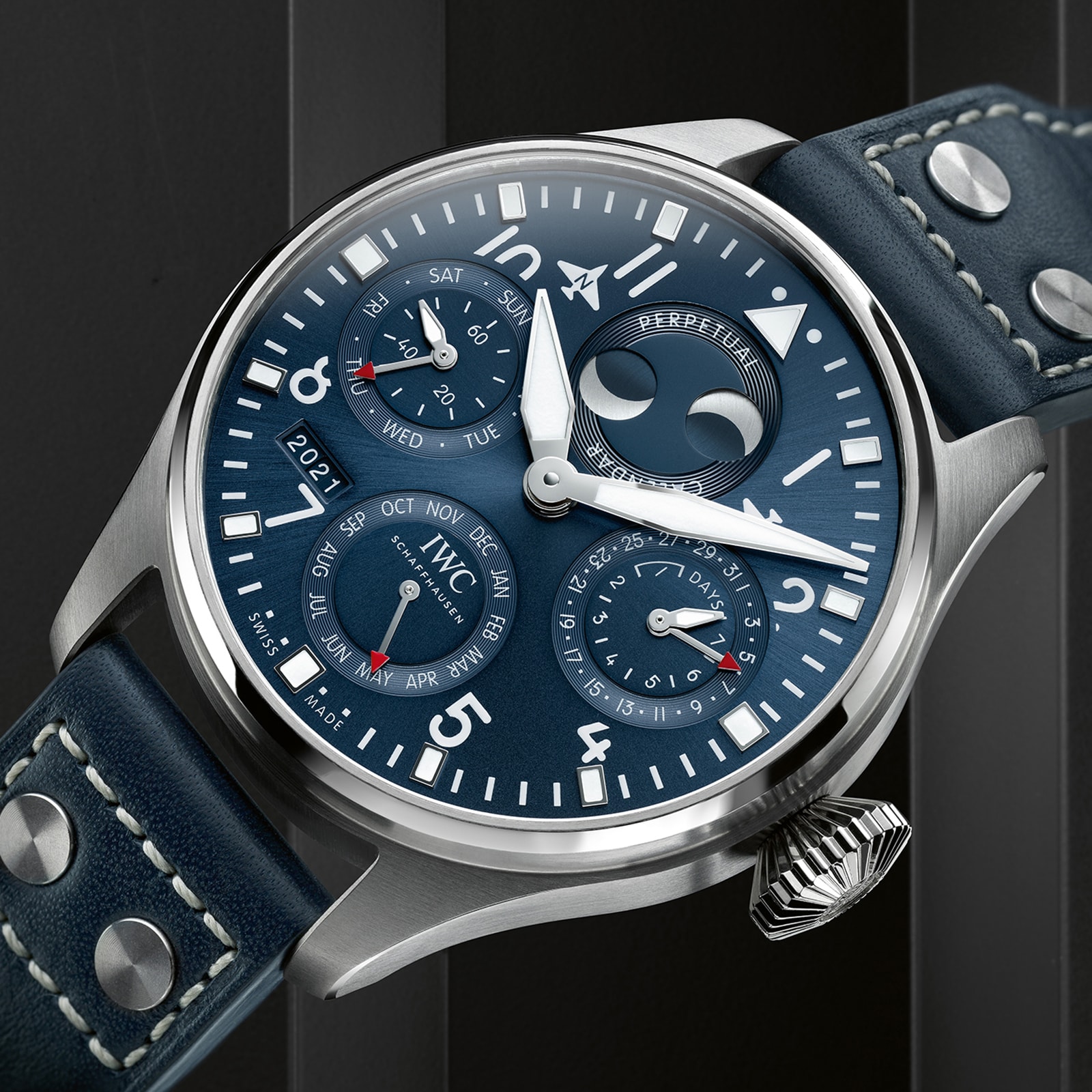 Replica IWC Big Pilot's details Perpetual Calendar IW503605