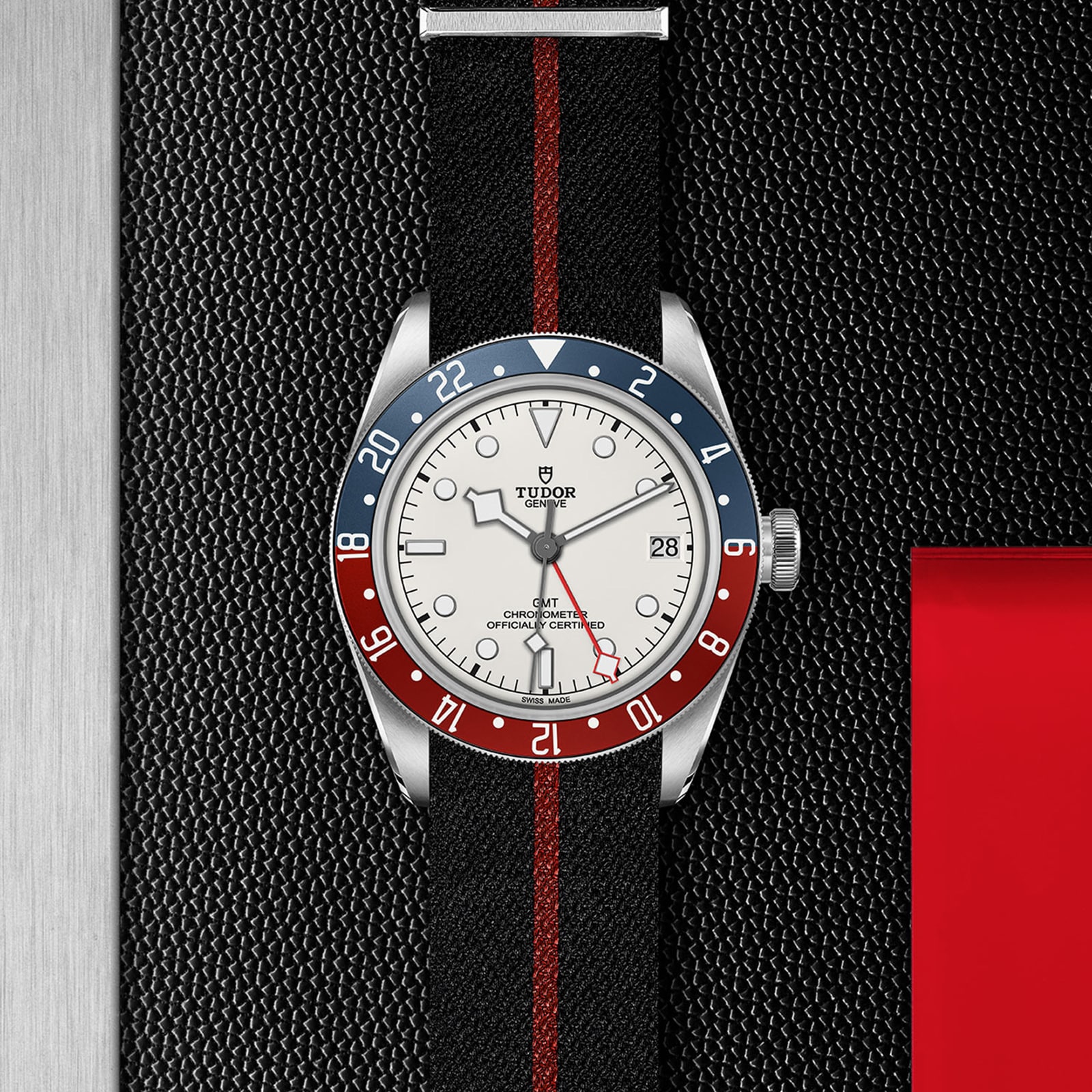 Replica Tudor Black Bay GMT Manufacture Calibre MT5652 (COSC) 41mm Steel Case Fabric Strap M79830RB-0012 3 Replica Tudor Black Bay GMT Manufacture Calibre MT5652 (COSC) 41mm Steel Case Fabric Strap M79830RB-0012
