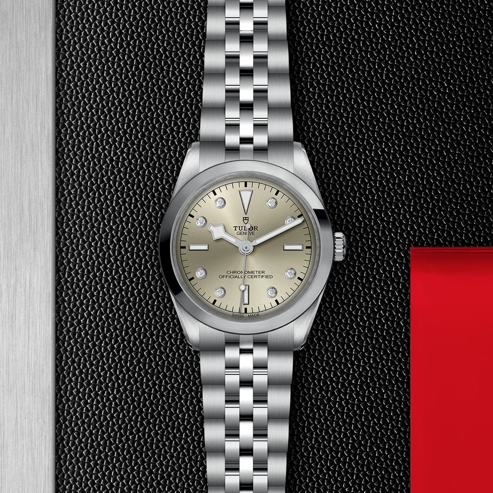 Replica Tudor Black Bay 36 Manufacture Calibre MT5400 (COSC) 36mm Steel Case Steel Bracelet M79640-0006 3 Replica Tudor Black Bay 36 Manufacture Calibre MT5400 (COSC) 36mm Steel Case Steel Bracelet M79640-0006
