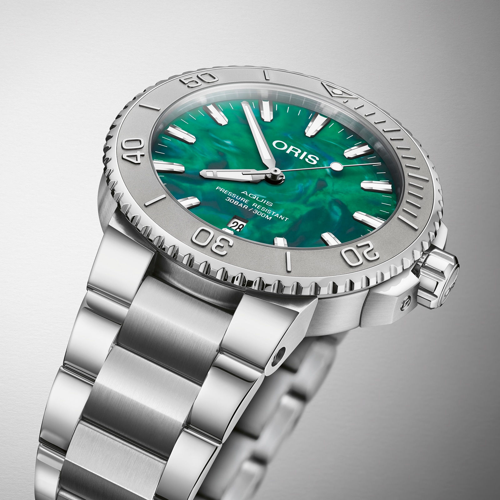 Replica Oris Bracenet Aquis Date 43.5mm 01 733 7730 4137-07 8 24 05PEB 3 Replica Oris Bracenet Aquis Date 43.5mm 01 733 7730 4137-07 8 24 05PEB