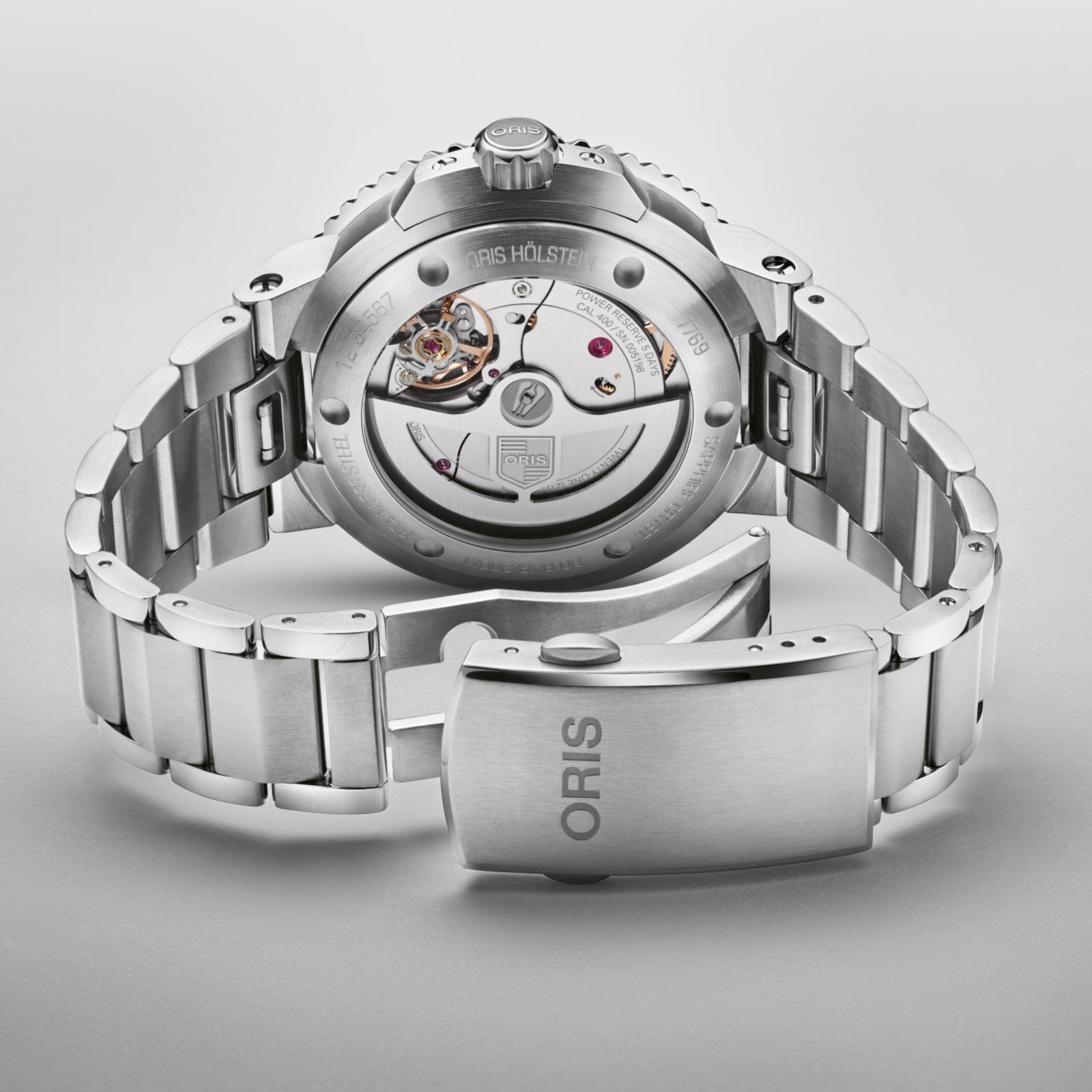 Replica Oris Diver Calibre 400 41.5mm Mens details 01 400 7769 4135-07 8 22 09PEB
