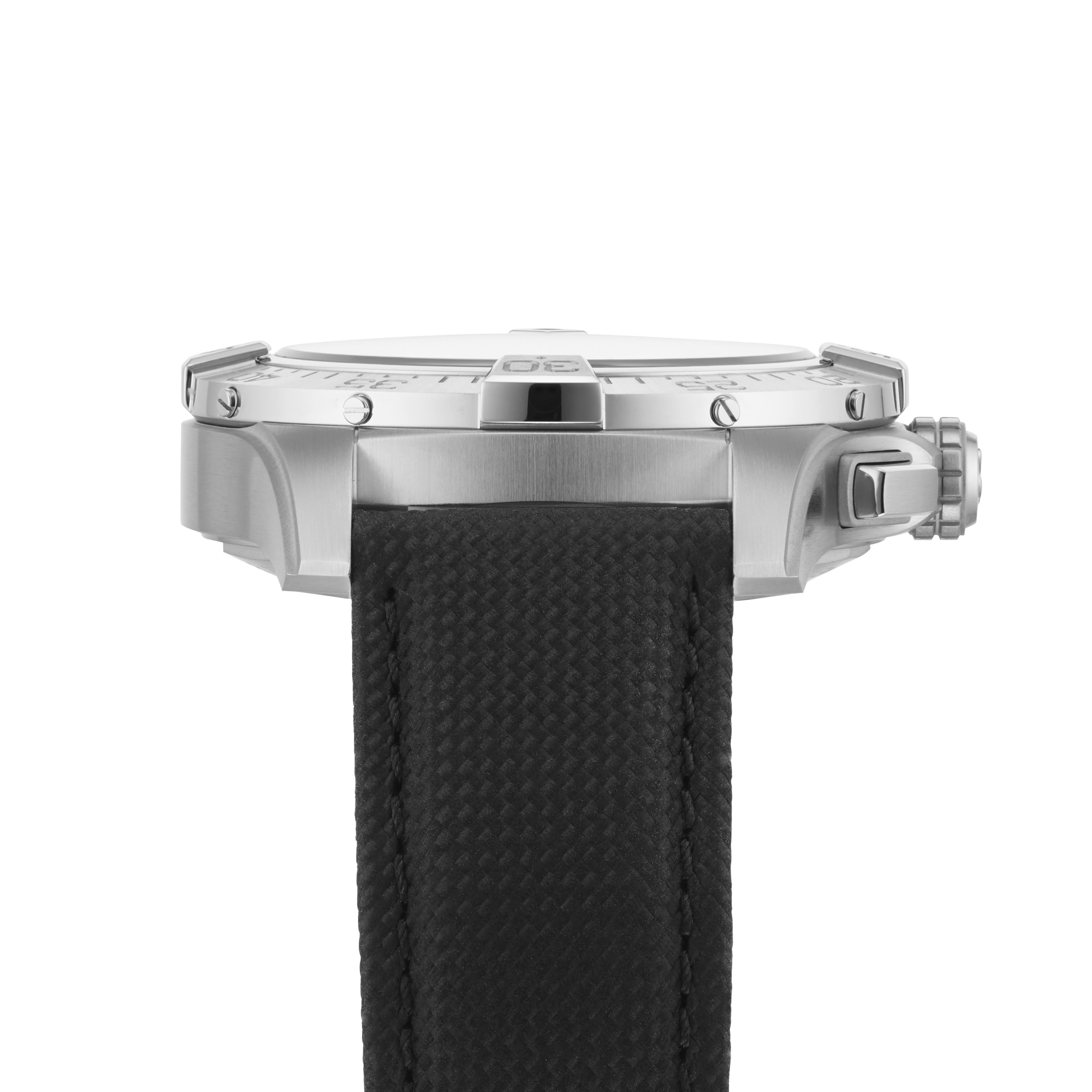 Replica Breitling Avenger Chronograph B01 44mm Mens details Black Leather AB0147101B1X1