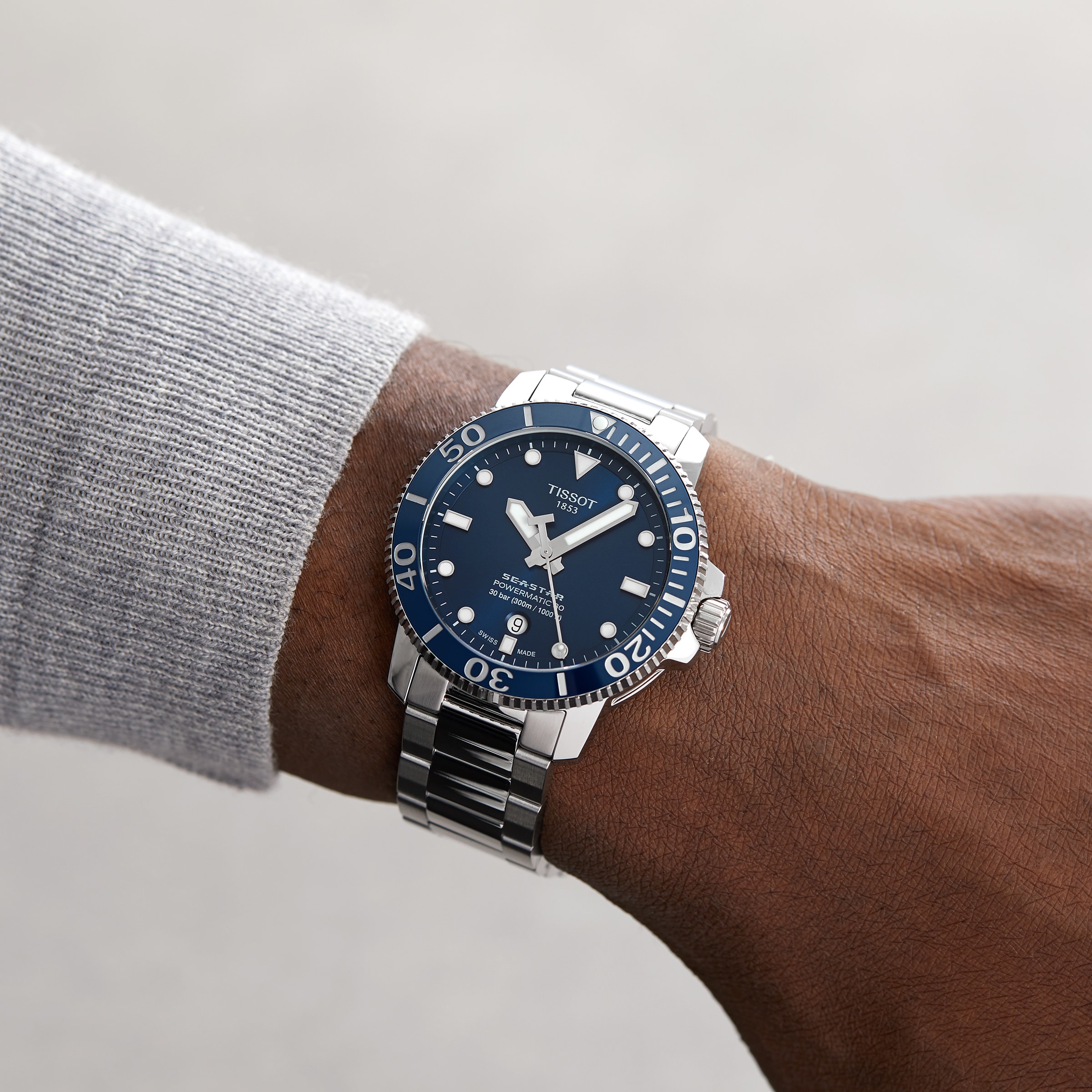 Replica Tissot Seastar 43mm Mens details T1204071104103 3 Replica Tissot Seastar 43mm Mens details T1204071104103