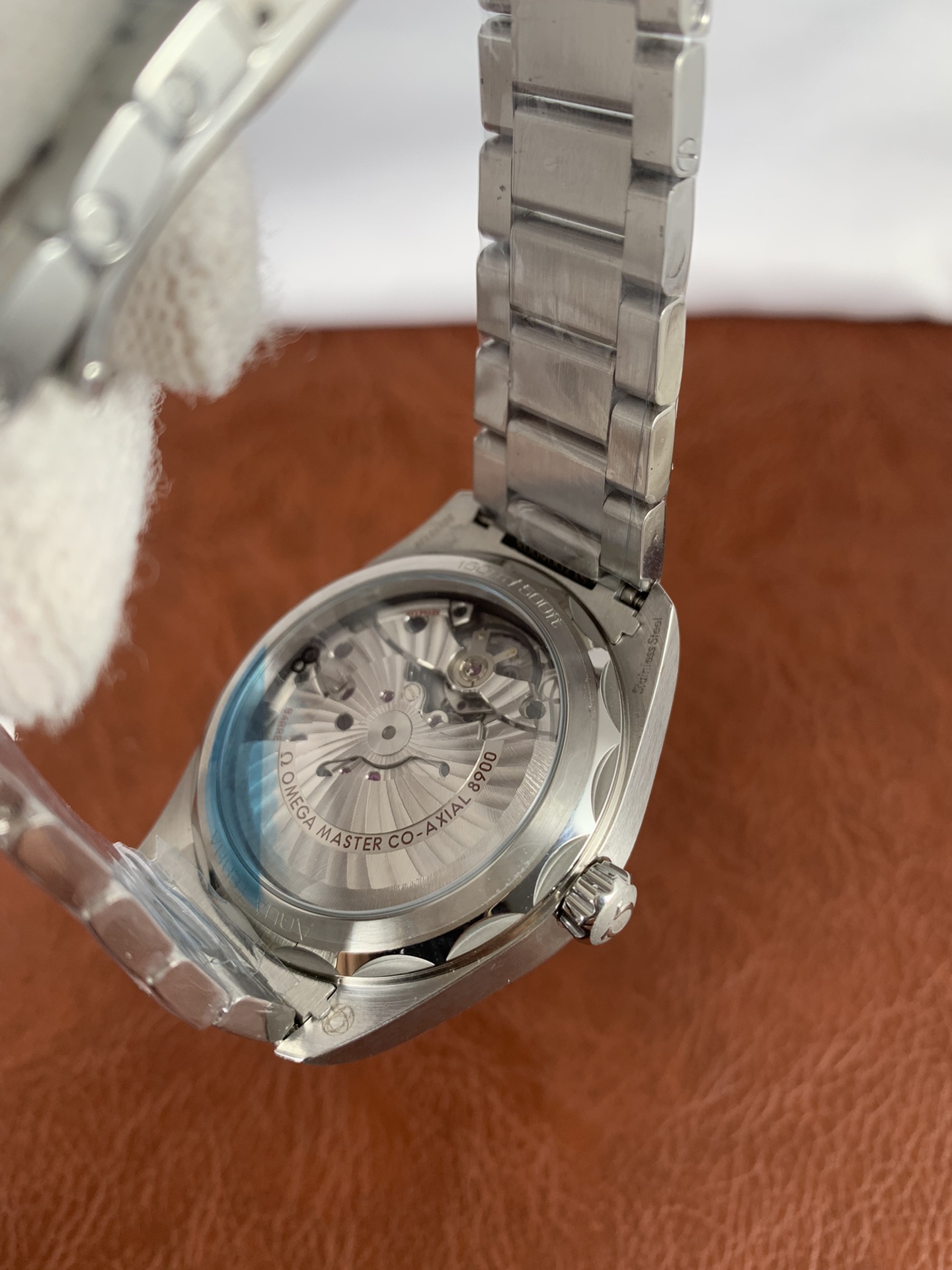 Replica Omega Men 231.10.42.21.03.001 4 Replica Omega Men 231.10.42.21.03.001