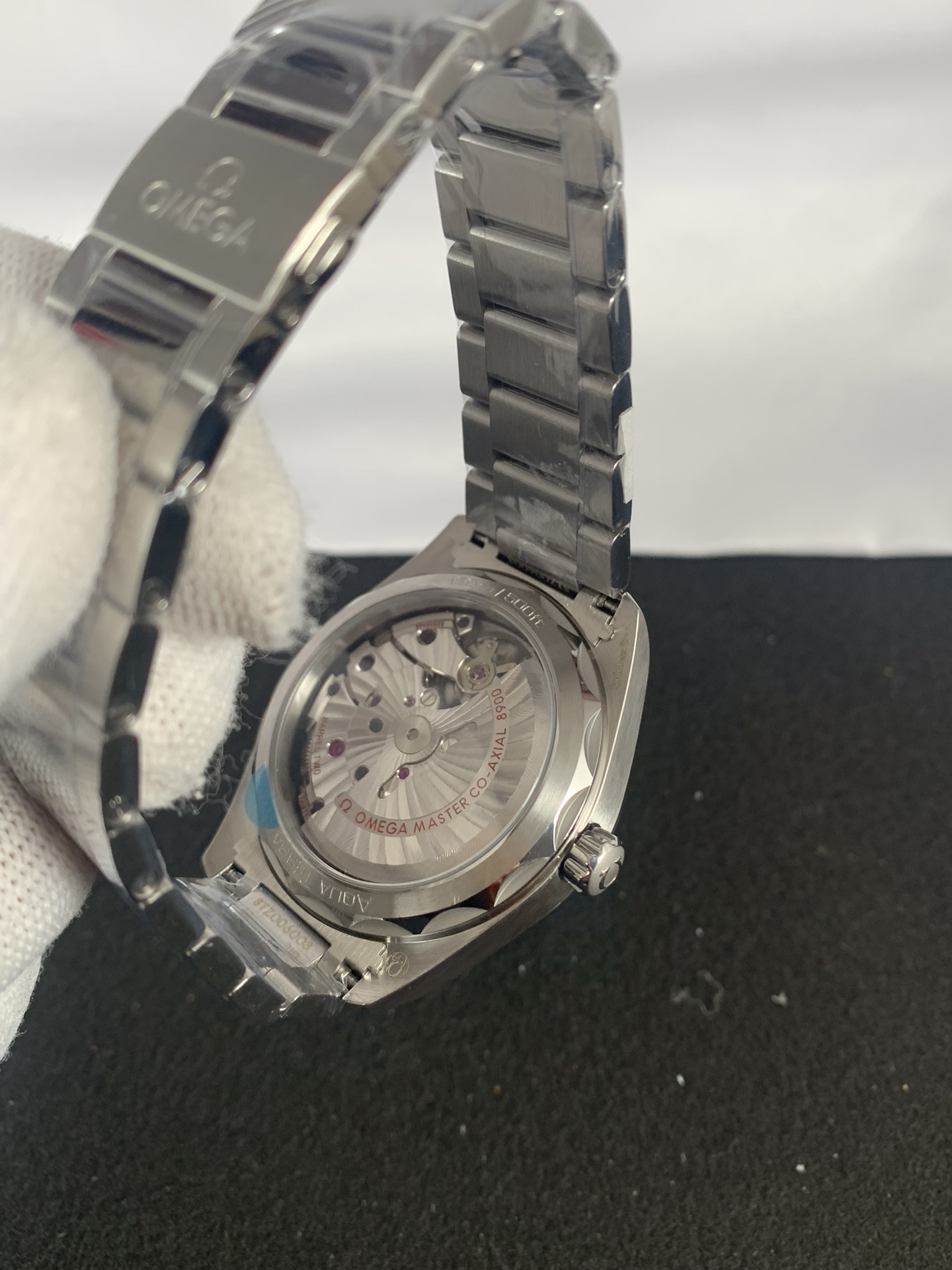 Replica Omega men Omega Aqua Terra 150M 220.10.41.21.03.001