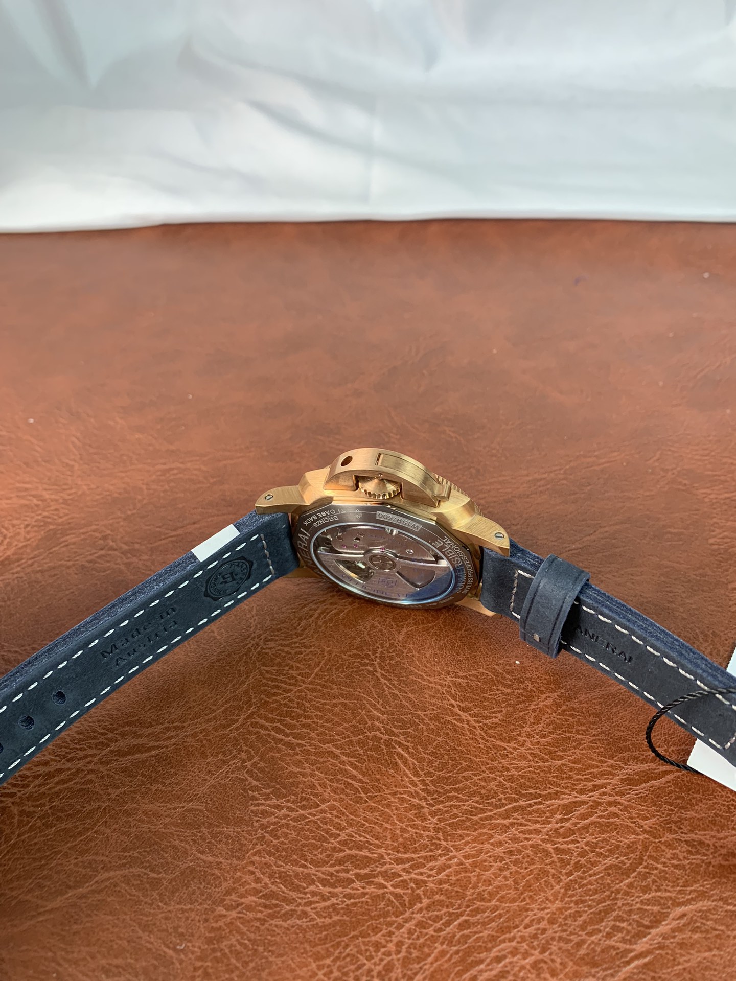 Replica Panerai Men Luminor PAM01305 4 Replica Panerai Men Luminor PAM01305
