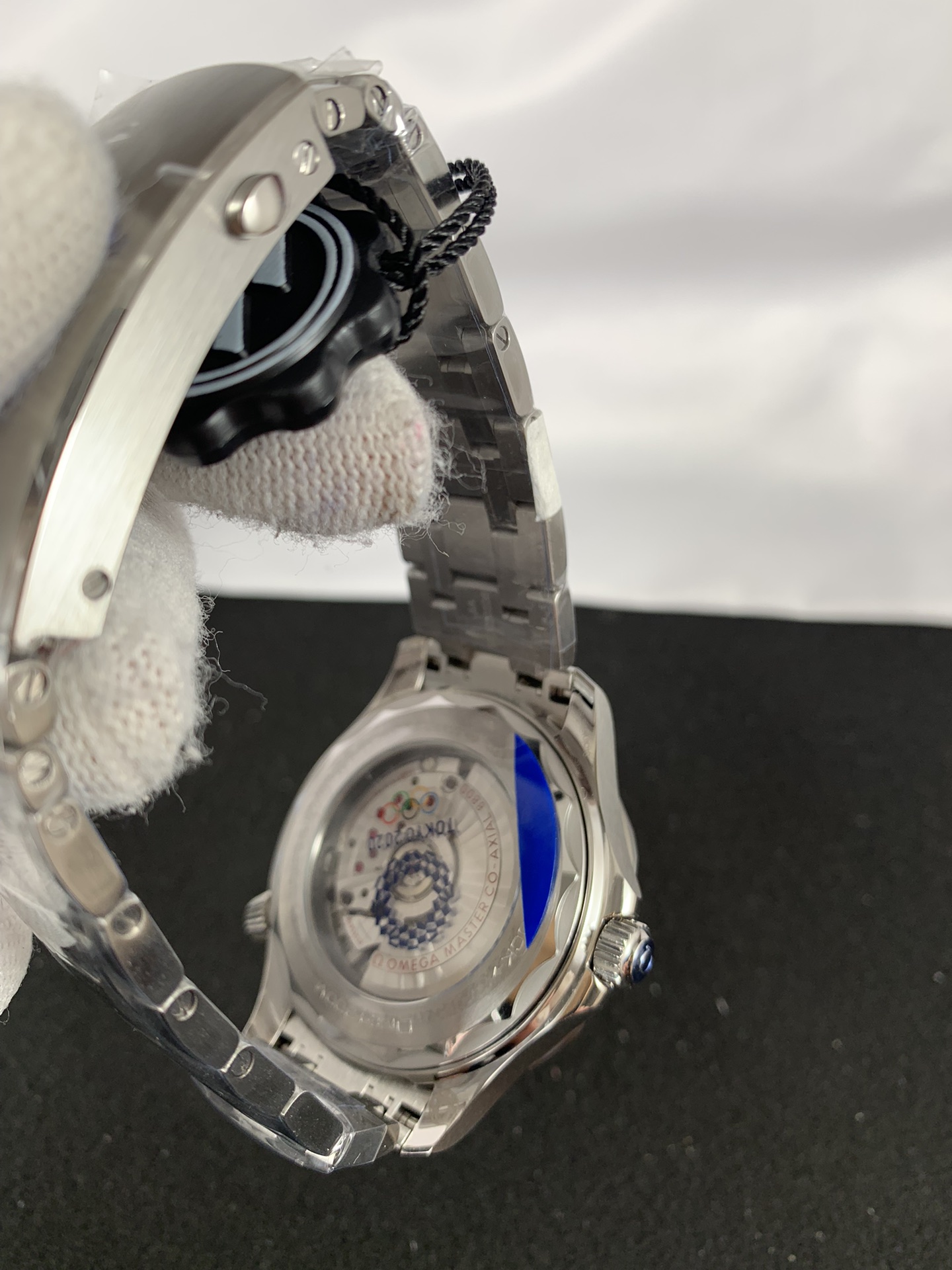 Replica Omega Men Seamaster Diver 522.30.42.20.04.001 4 Replica Omega Men Seamaster Diver 522.30.42.20.04.001