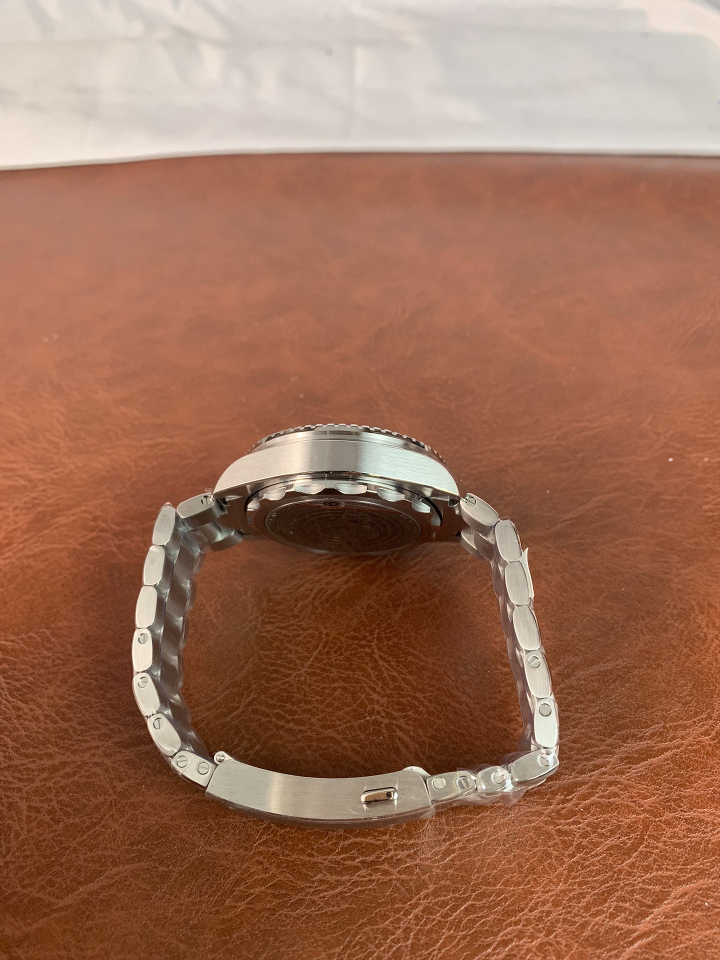 Replica Omega men 215.92.46.21.01.001 4 Replica Omega men 215.92.46.21.01.001