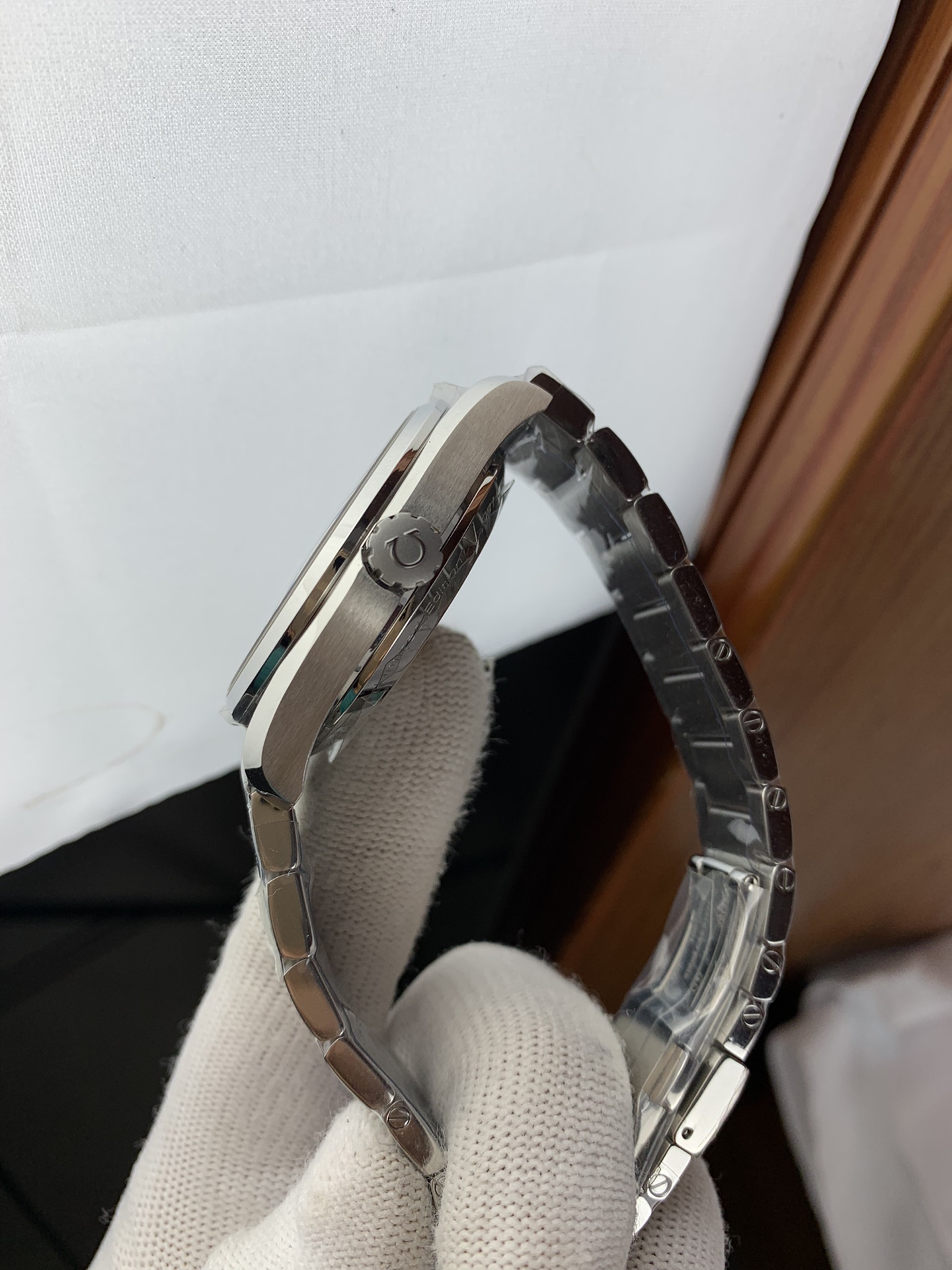 Replica Omega men Omega Aqua Terra 150M 231.10.42.21.01.002