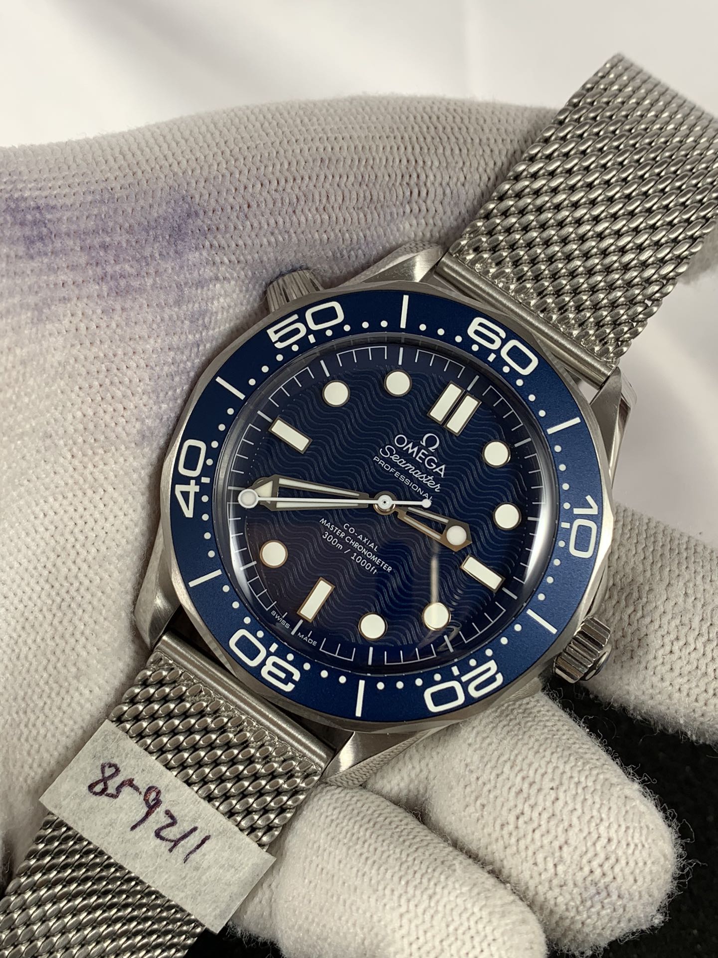 Replica Omega Men Seamaster Diver Green 300m Co-Axial