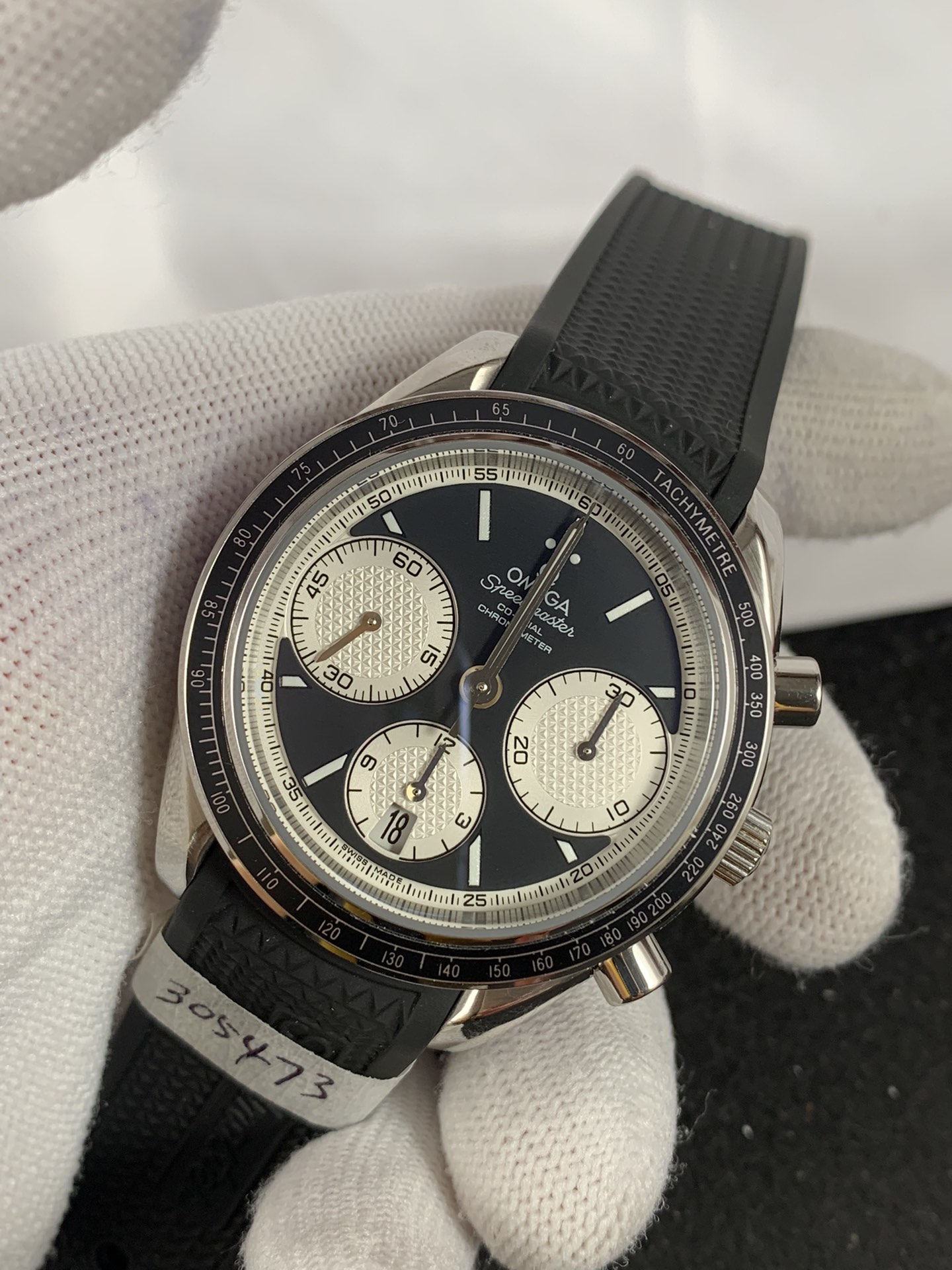 Replica Omega Men Speedmaster 326.32.40.50.01.002 4 Replica Omega Men Speedmaster 326.32.40.50.01.002