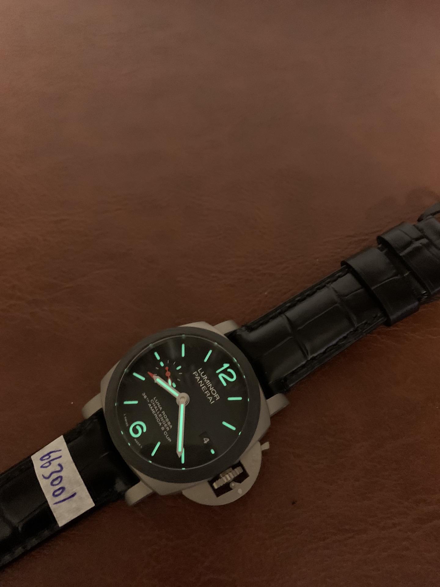 Replica Panerai Men Luminor Luna Rossa GMT 42mm PAM01096