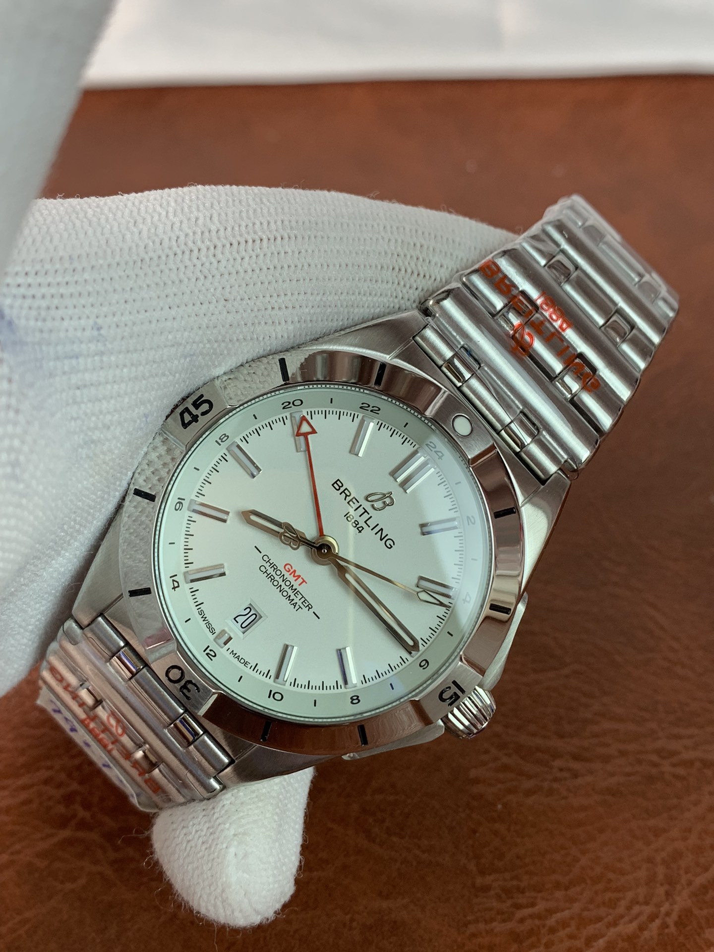 Replica Breitling men Chronomat A32398101A1A1 4 Replica Breitling men Chronomat A32398101A1A1