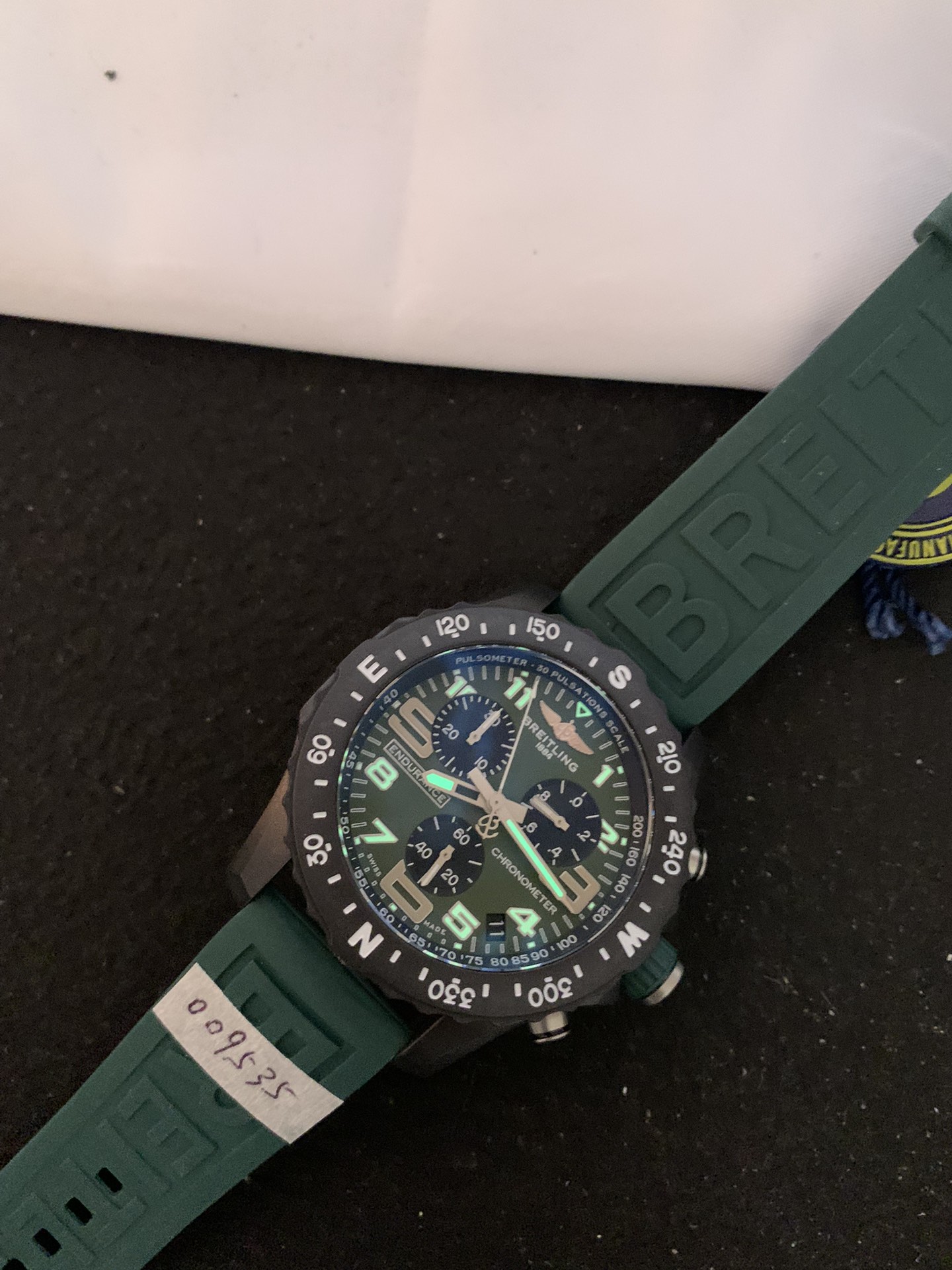 Replica Breitling Men Endurance Pro Dark Green X82310 100M