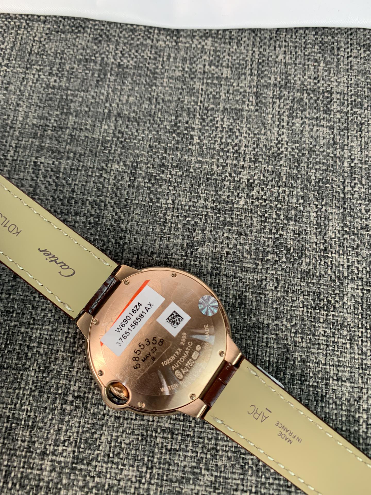 Replica Cartier Men Ballon Bleu WGBB0017