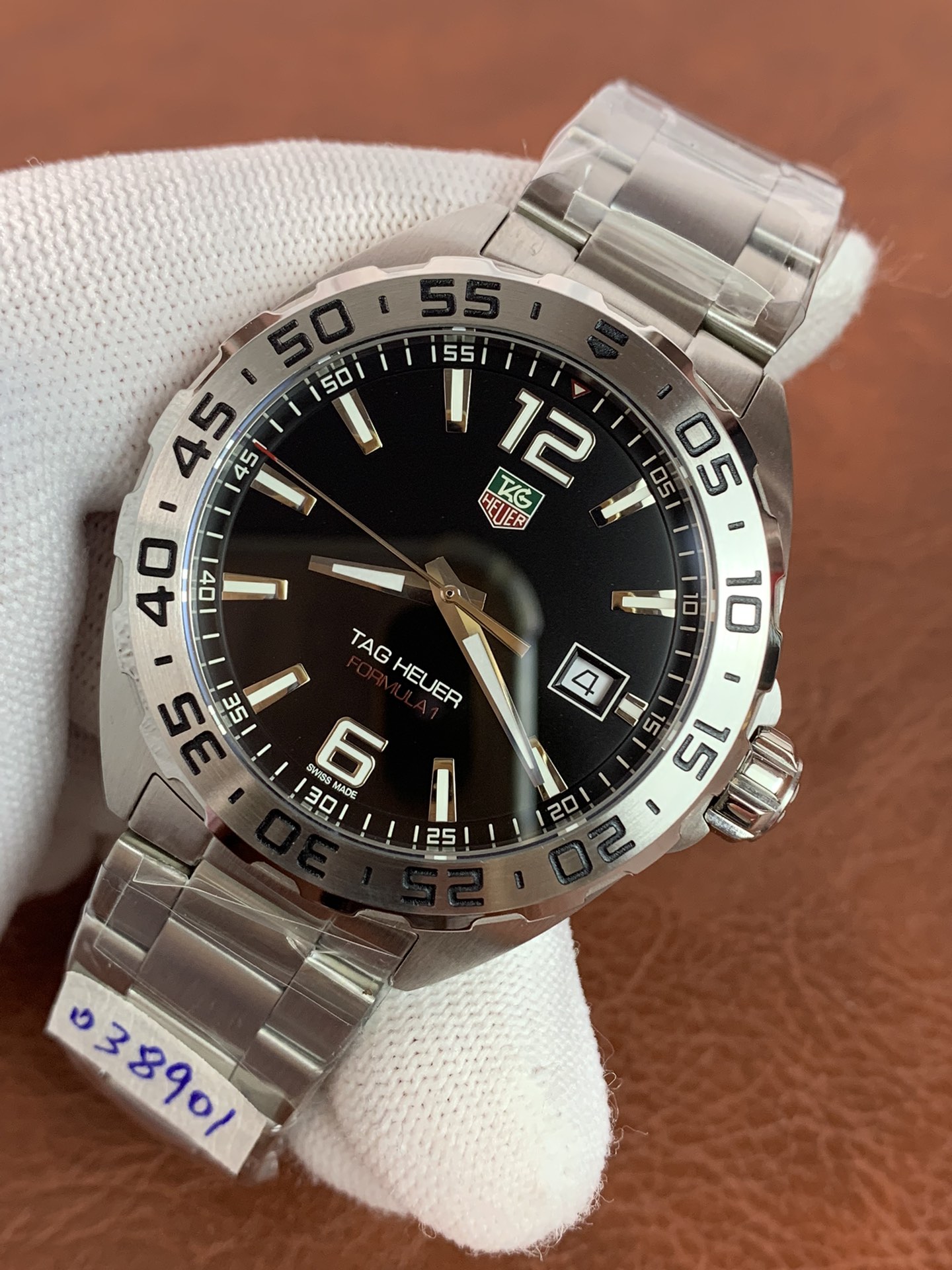Replica Tag Heuer Men Formula 1 Chronograph Quartz 41mm WAZ1112.BA0875 4 Replica Tag Heuer Men Formula 1 Chronograph Quartz 41mm WAZ1112.BA0875