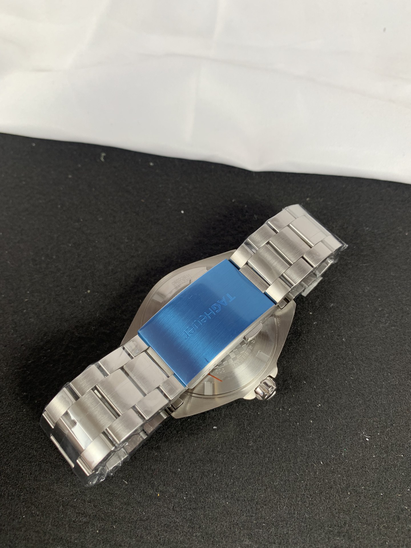 Replica Tag Heuer Men Formula 1 Ref. WAZ1018.BA0842 4 Replica Tag Heuer Men Formula 1 Ref. WAZ1018.BA0842