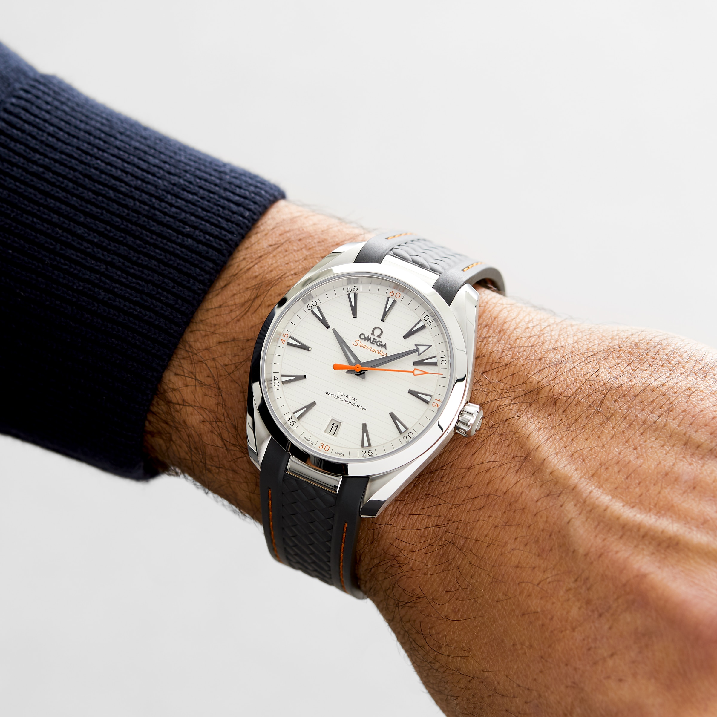 Replica Omega Seamaster Aqua Terra 150M Mens Silver Dial 41mm Automatic Co-Axial Mens details O22012412102002