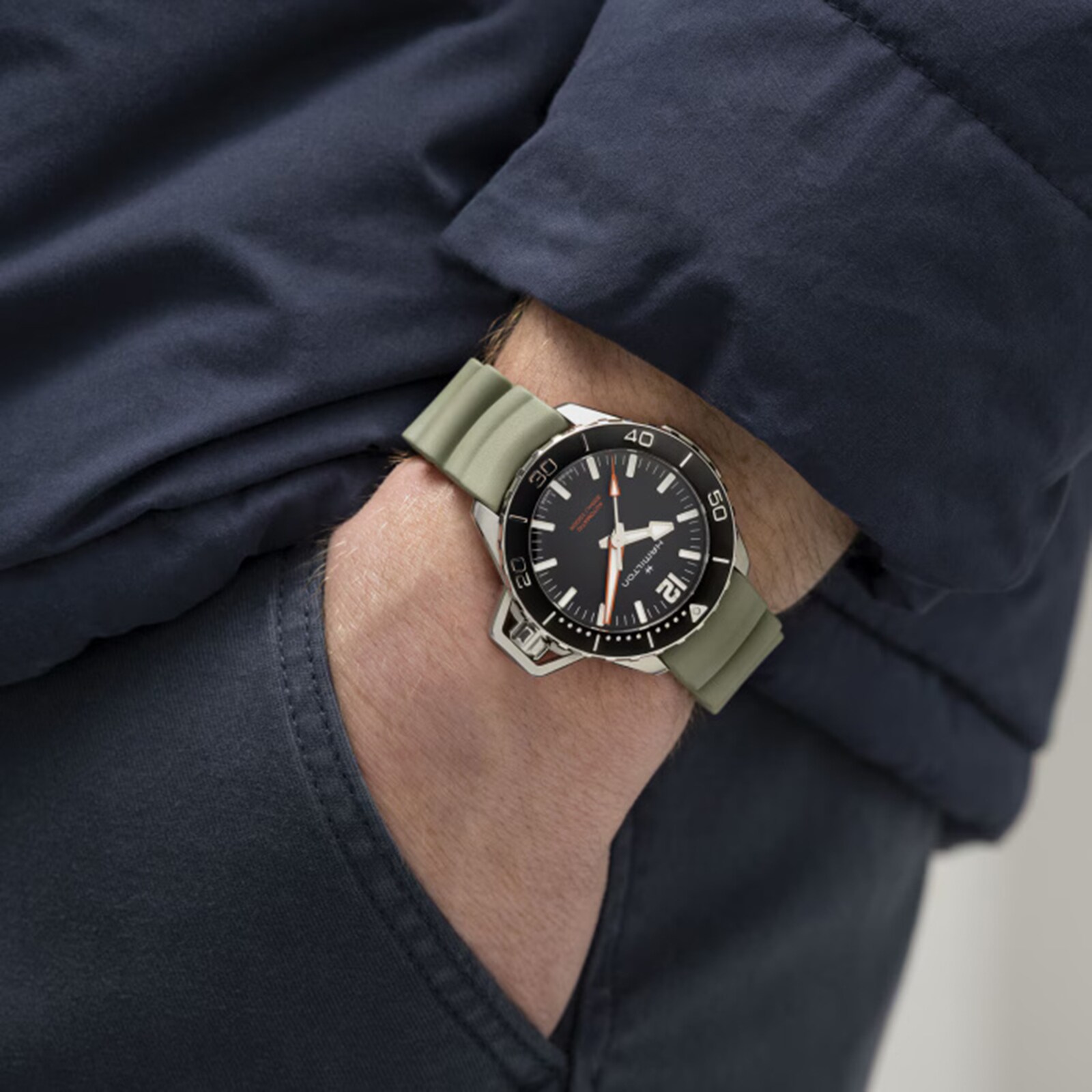 Replica Hamilton Khaki Navy Frogman Auto 41mm Mens details Black H77455331