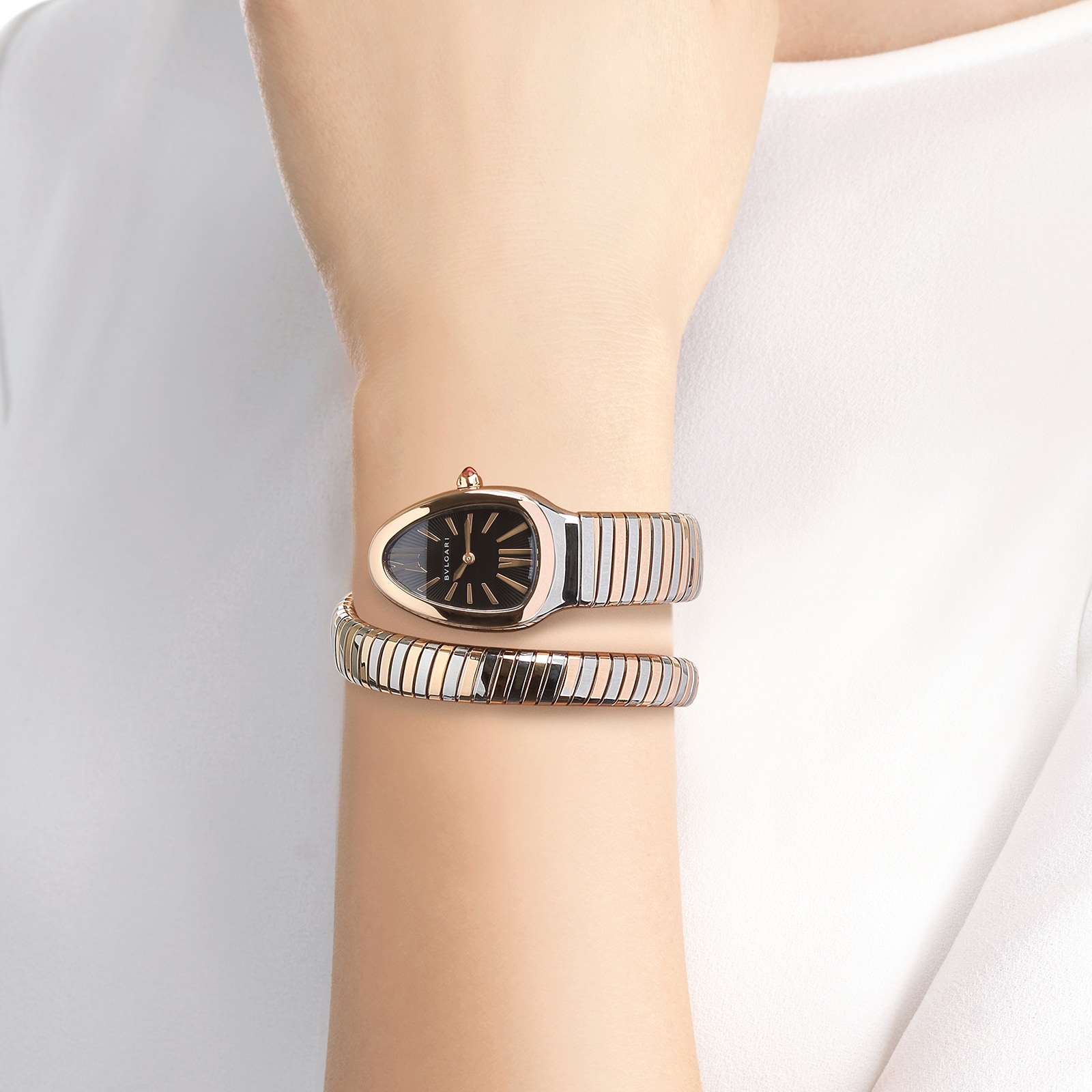 Replica Bvlgari Serpenti Tubogas details 102123