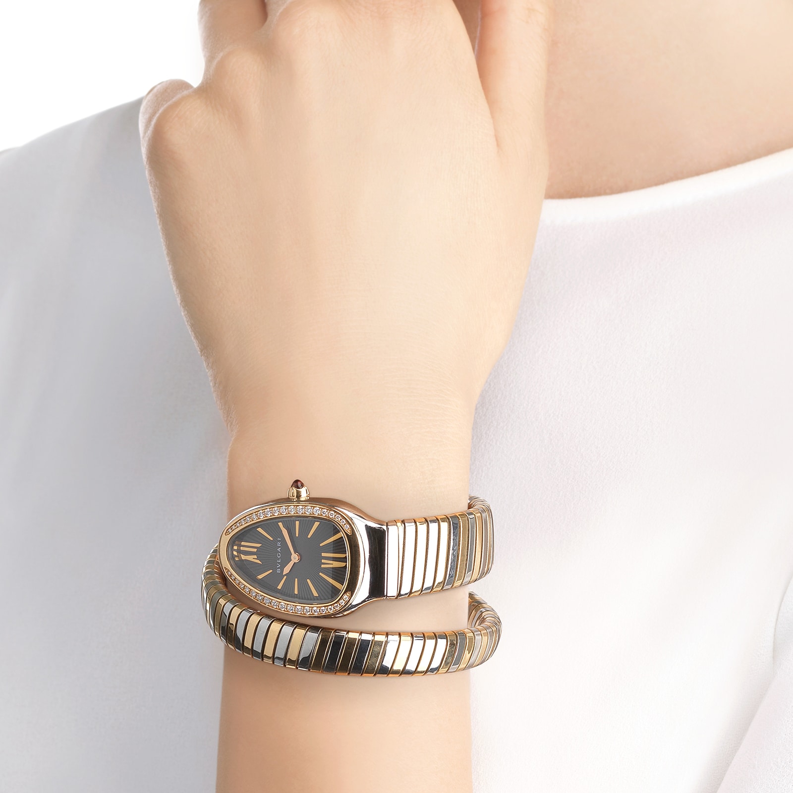 Replica Bvlgari Serpenti Tubogas details 102681