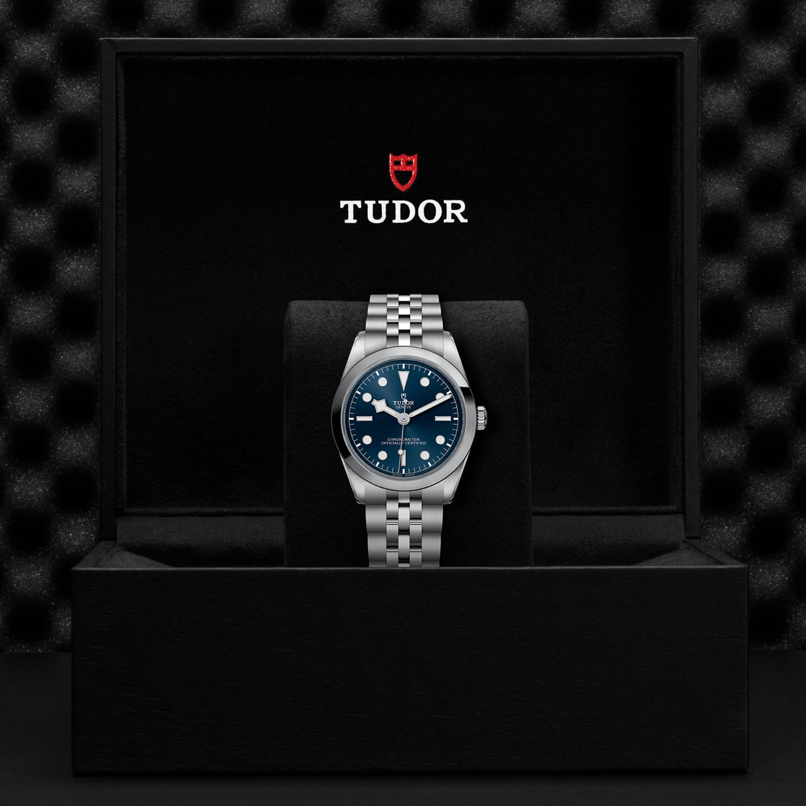 Replica Tudor Black Bay 36 Manufacture Calibre MT5400 (COSC) 36mm Steel Case Steel Bracelet M79640-0002 4 Replica Tudor Black Bay 36 Manufacture Calibre MT5400 (COSC) 36mm Steel Case Steel Bracelet M79640-0002