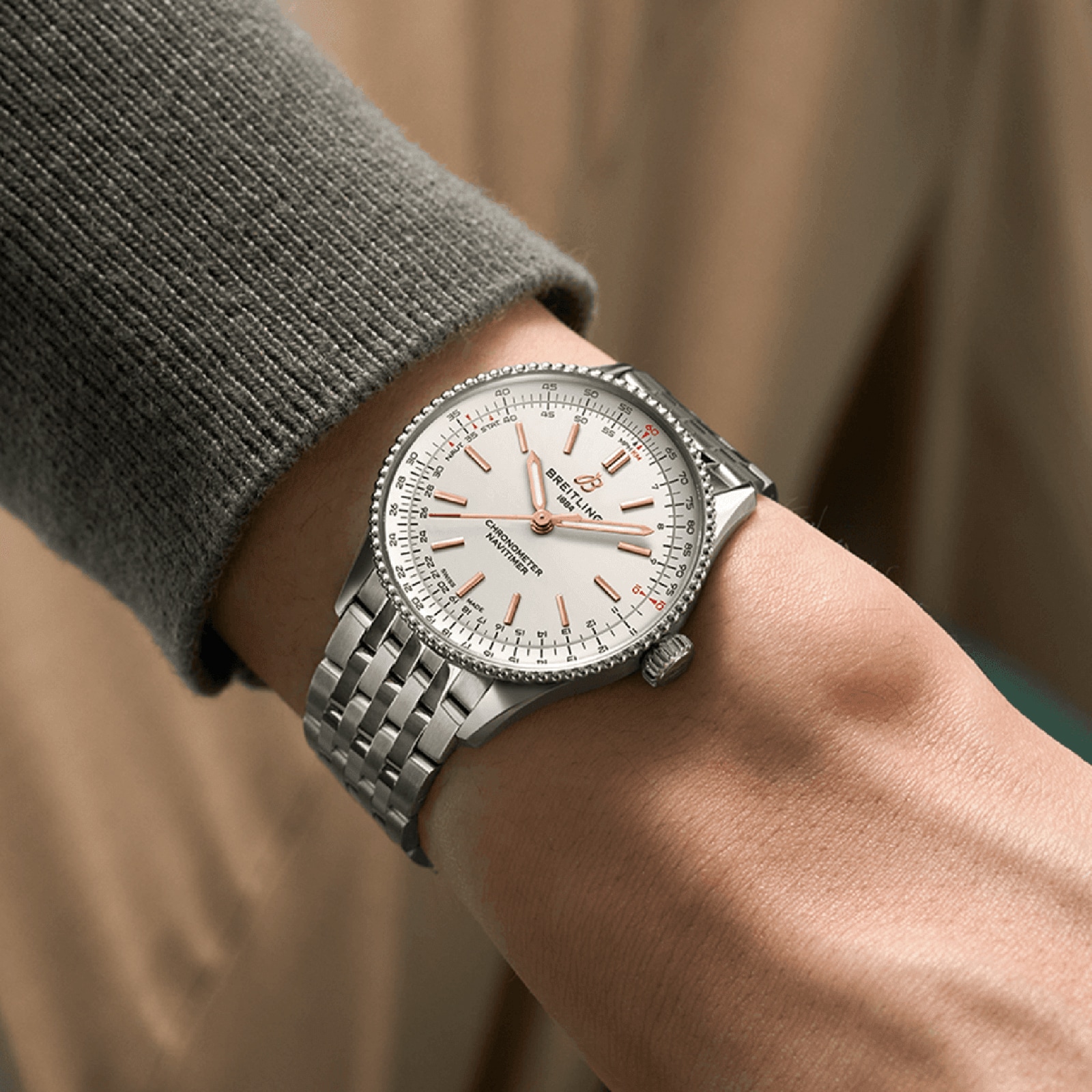 Replica Breitling Navitimer 36mm Ladies details Silver A17327211G1A1