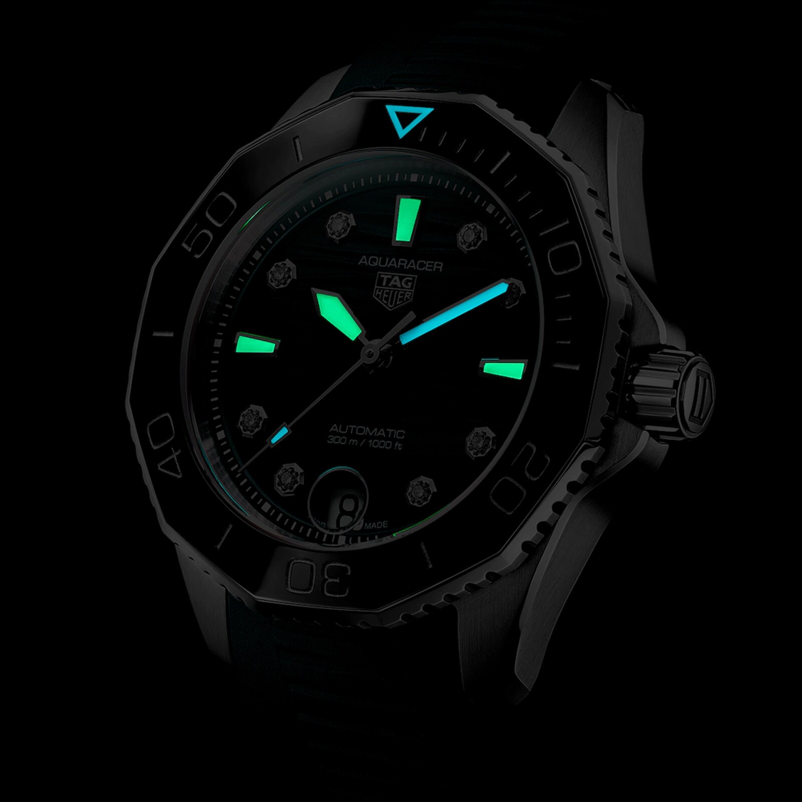 Replica TAG Heuer Aquaracer Professional 300 Date 36mm Ladies details WBP231G.FT6226