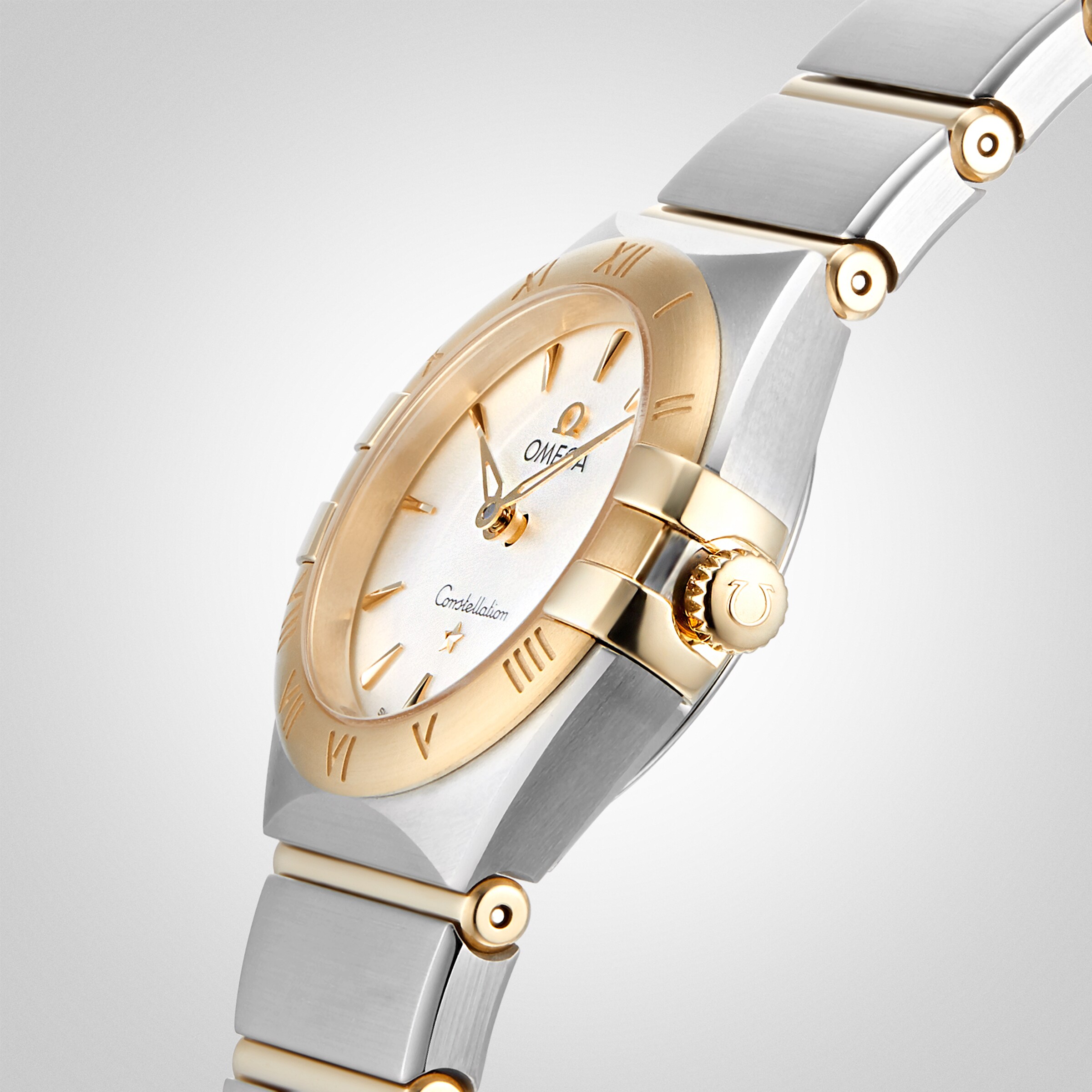 Replica Omega Constellation Manhattan 25mm Ladies details O13120256005002