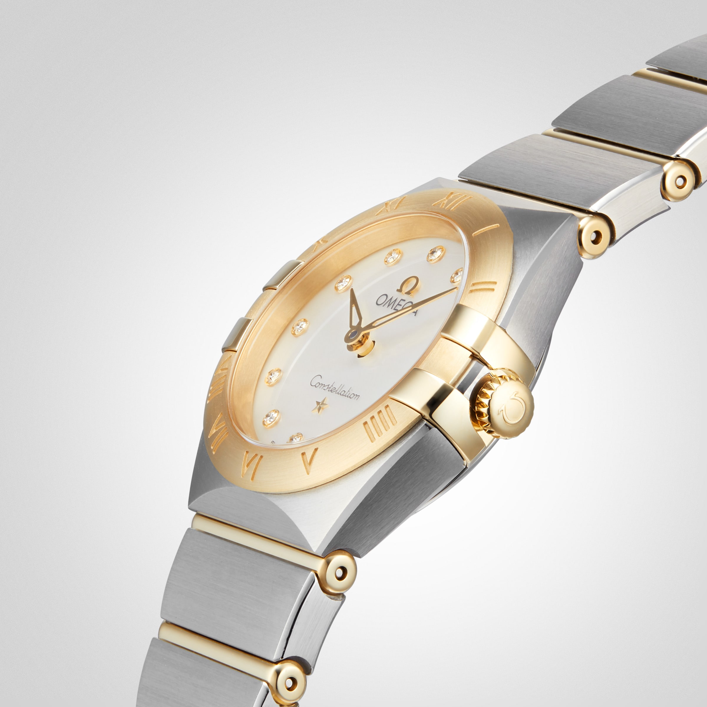 Replica Omega Constellation Manhattan 25mm Ladies details O13120256055002 4 Replica Omega Constellation Manhattan 25mm Ladies details O13120256055002