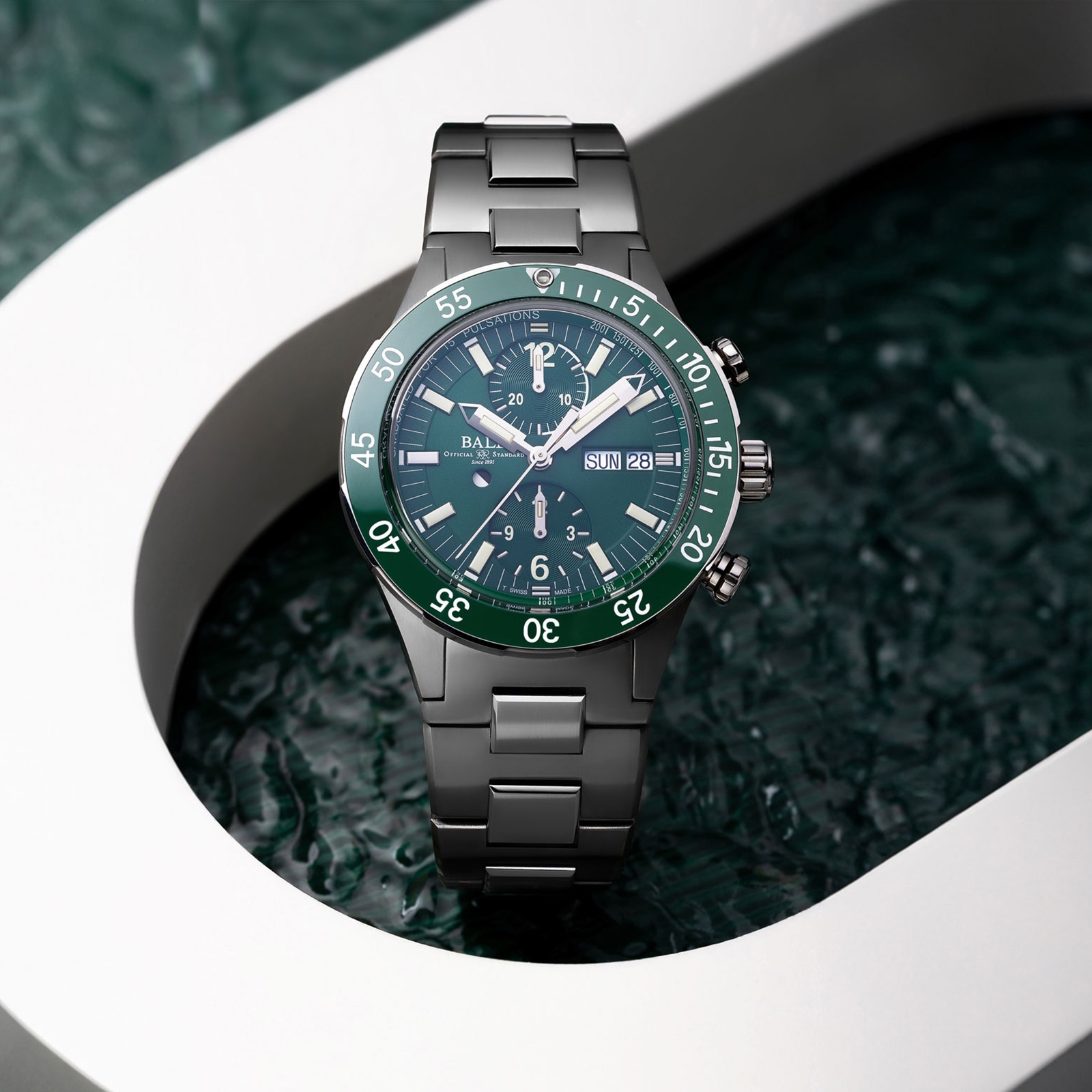 Replica BALL Roadmaster Rescue 42mm Limited Edition Mens details Green DC3030C-S2-GR