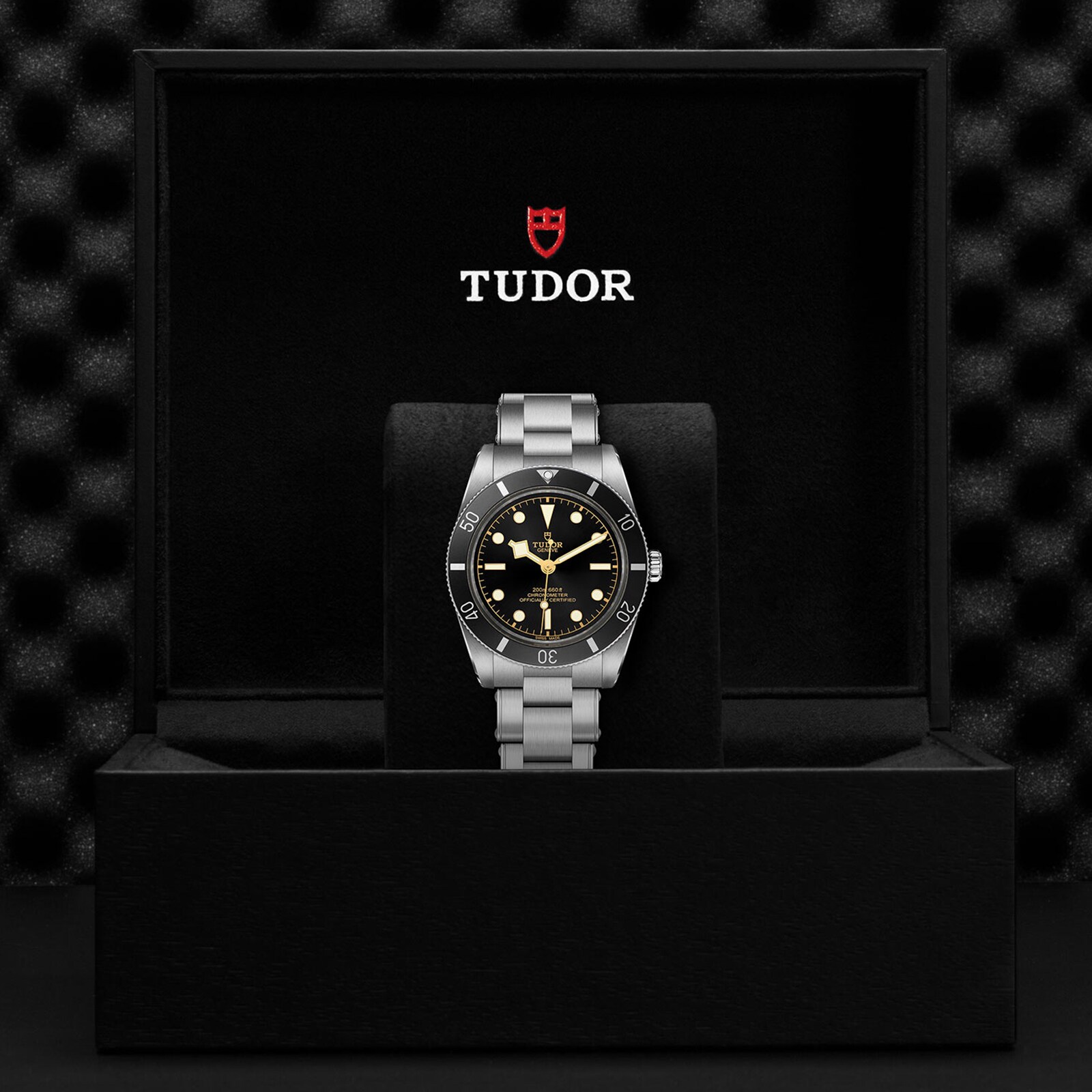Replica Tudor Black Bay 54 Manufacture Calibre MT5400 (COSC) 37mm Steel Case Steel Bracelet M79000N-0001 4 Replica Tudor Black Bay 54 Manufacture Calibre MT5400 (COSC) 37mm Steel Case Steel Bracelet M79000N-0001