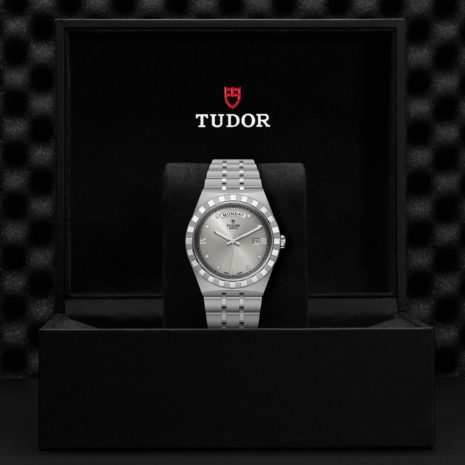 Replica Tudor Royal Date M28600-0002 4 Replica Tudor Royal Date M28600-0002