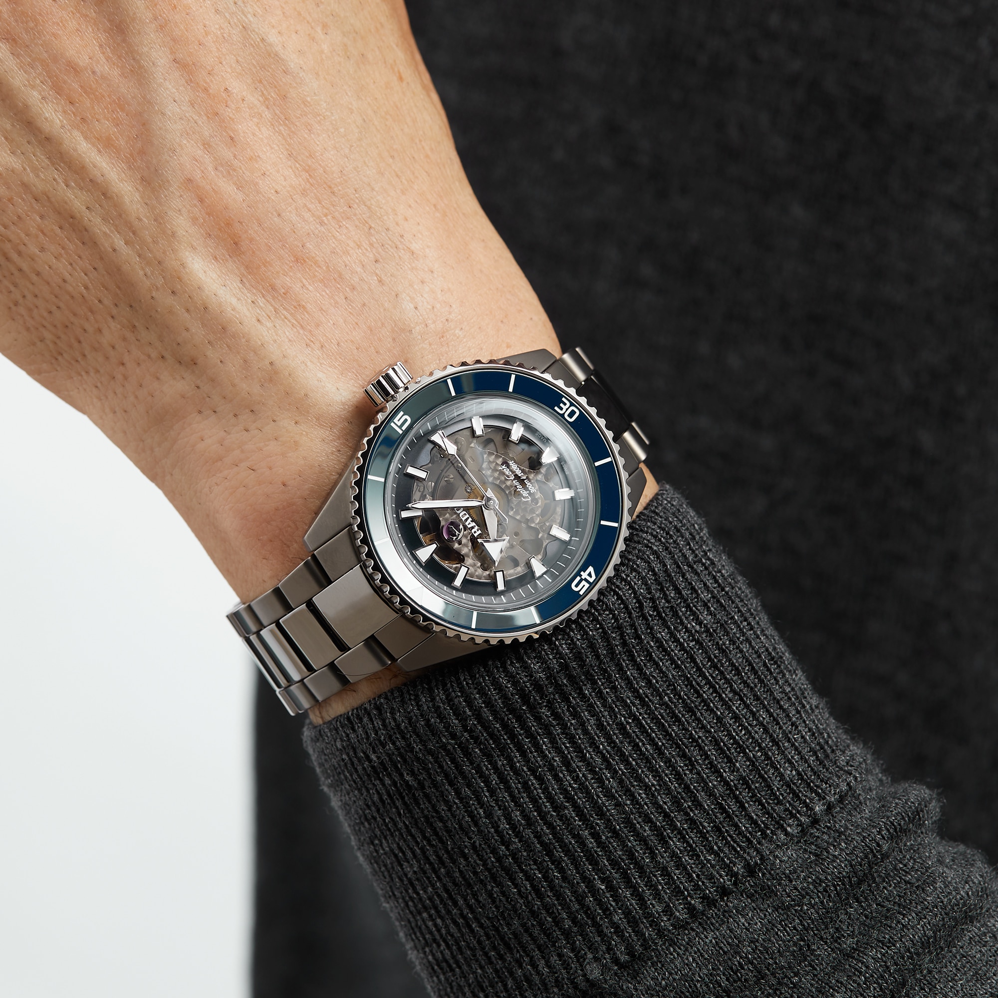 Replica Rado Captain Cook 43mm Mens details R32128202