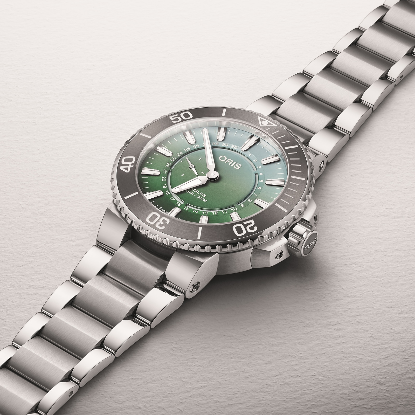 Replica Oris Aquis Dat Watt Limited Edition II 43.5mm Mens details Green 01 743 7734 4197-SET 4 Replica Oris Aquis Dat Watt Limited Edition II 43.5mm Mens details Green 01 743 7734 4197-SET