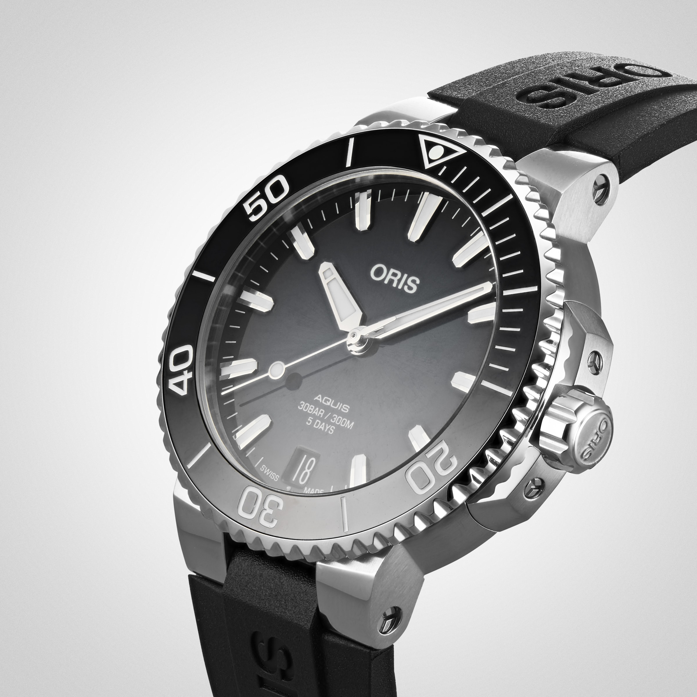 Replica Oris Diver Calibre 400 41.5mm Mens details 01 400 7769 4154-07 4 22 74FC 4 Replica Oris Diver Calibre 400 41.5mm Mens details 01 400 7769 4154-07 4 22 74FC