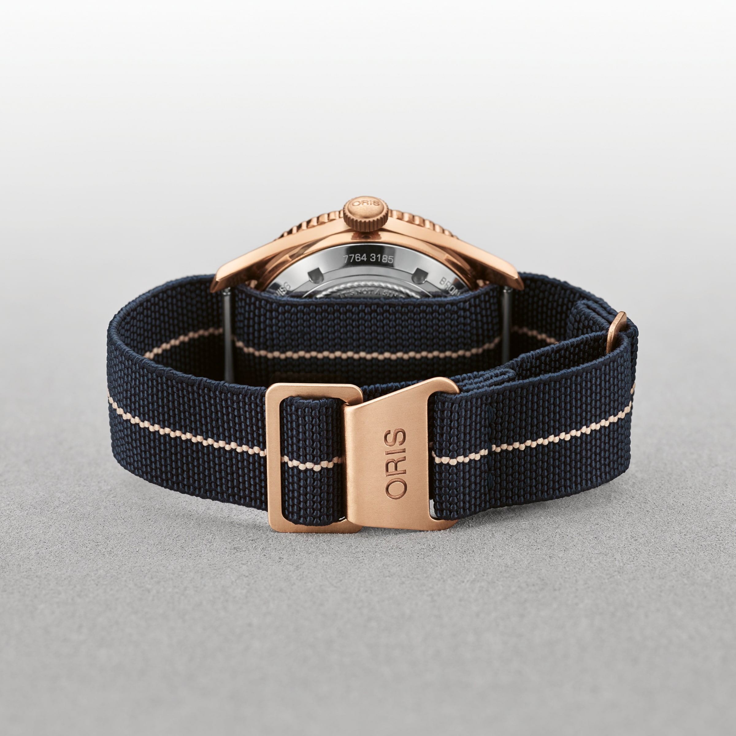 Replica Oris Carl Brashear Calibre 401 40mm Limited Edition Mens details - Exclusive 01 401 7764 3185-SET