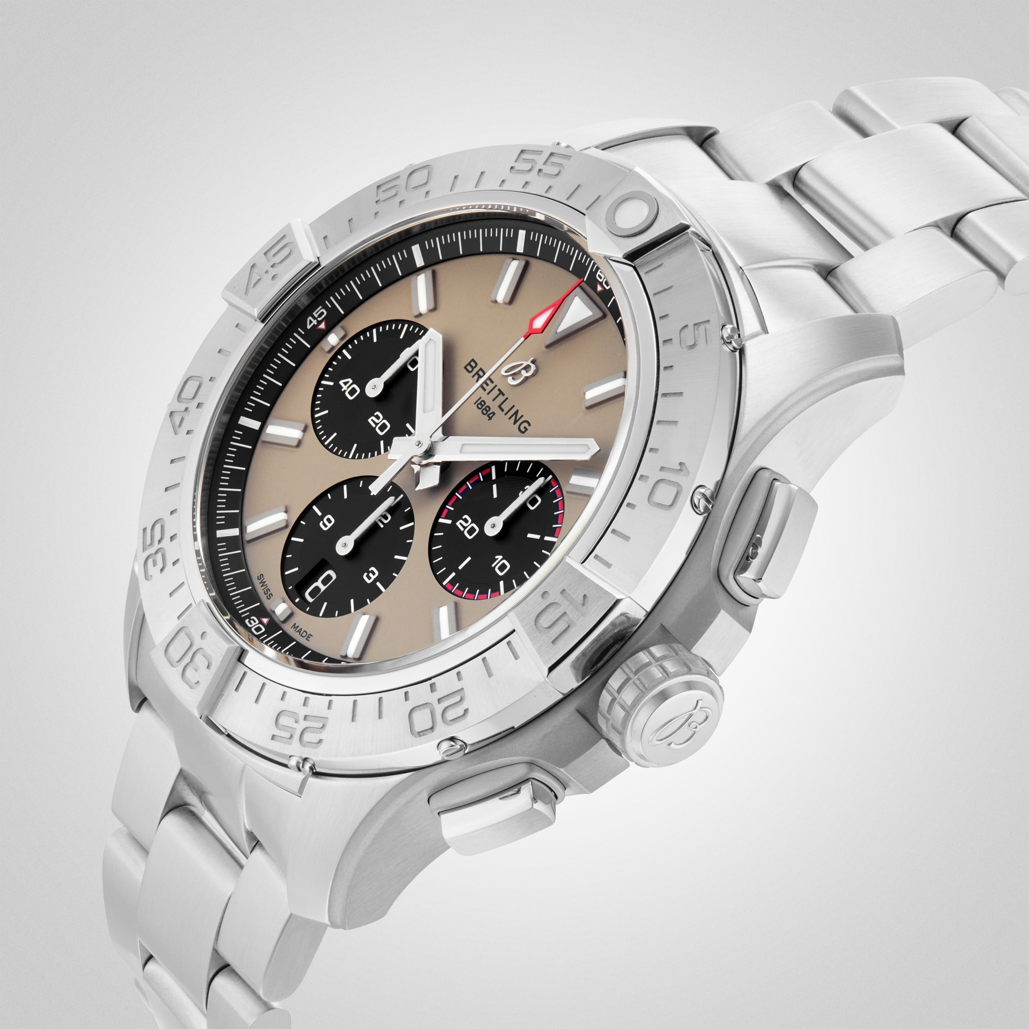 Replica Breitling Avenger Chronograph B01 44mm Mens details Beige Stainless Steel AB0147101A1A1 4 Replica Breitling Avenger Chronograph B01 44mm Mens details Beige Stainless Steel AB0147101A1A1