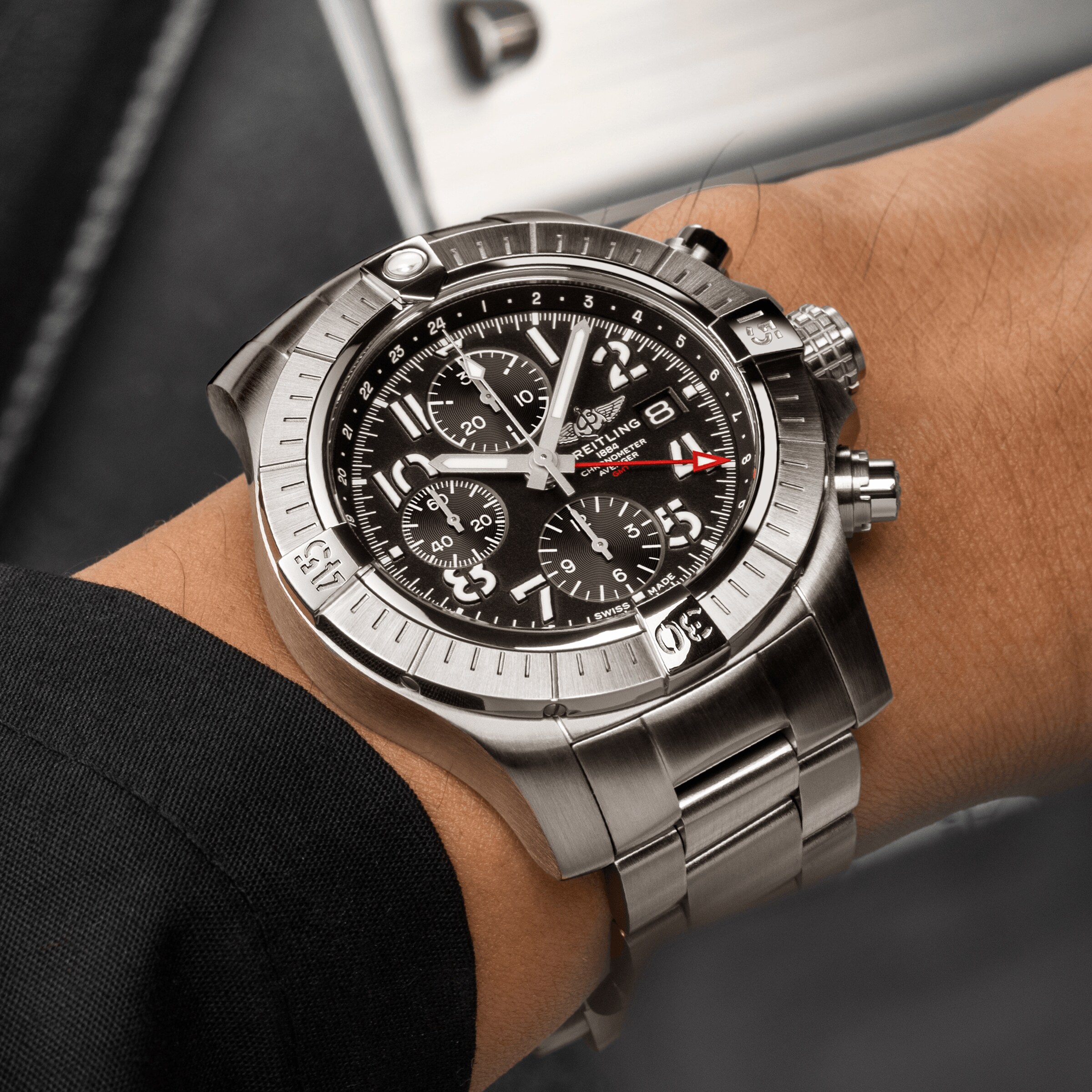 Replica Breitling Avenger Chronograph GMT 45 Stainless Steel details A24315101B1A1