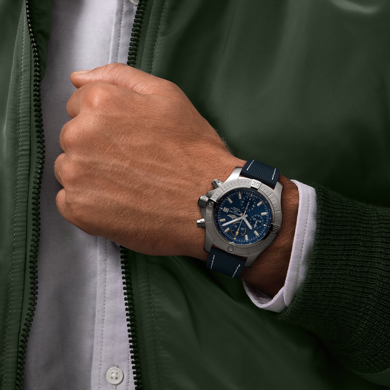 Replica Breitling Avenger Chronograph 45 Stainless Steel details A13317101C1X2 4 Replica Breitling Avenger Chronograph 45 Stainless Steel details A13317101C1X2