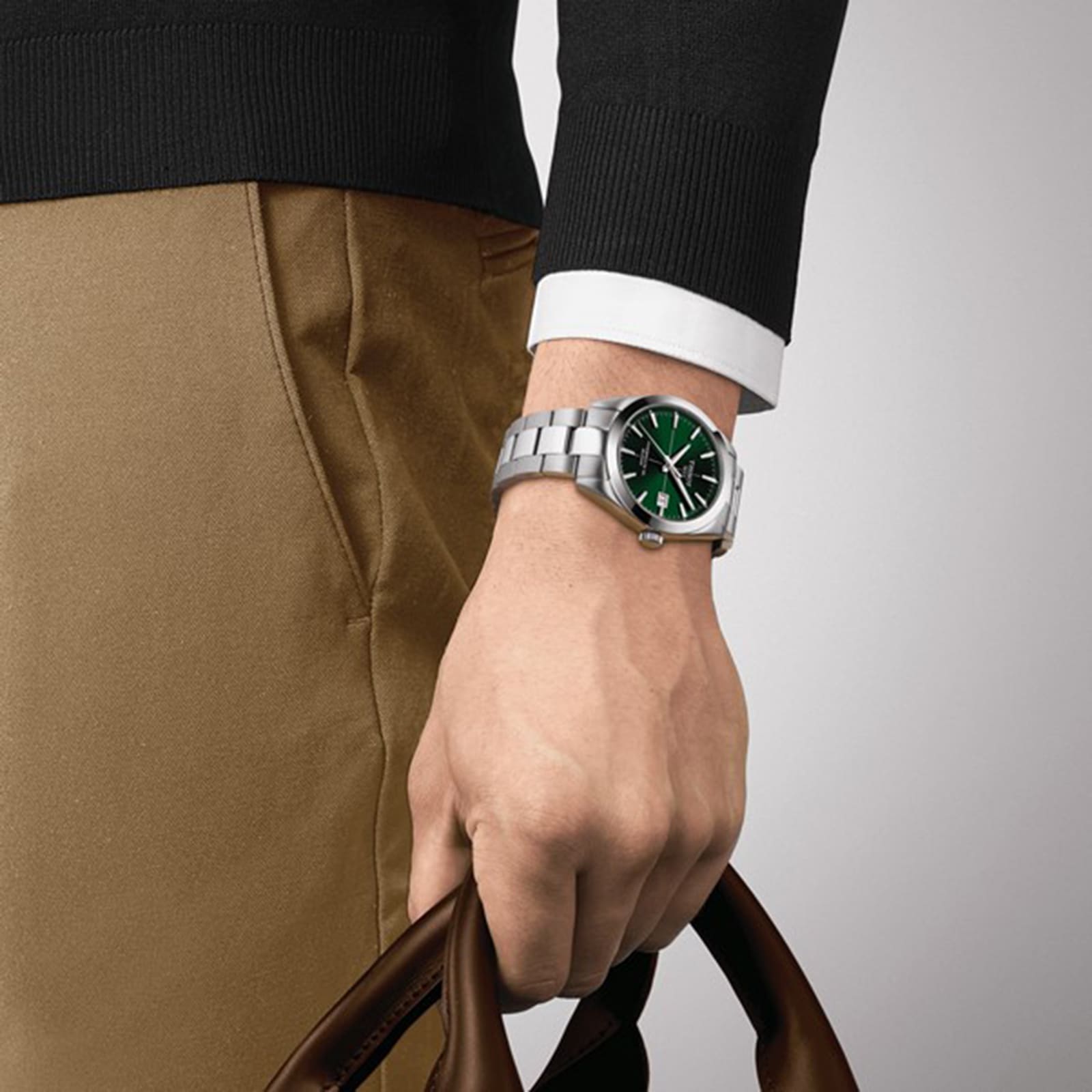 Replica Tissot Gentleman Powermatic 80 Silicium 40mm Mens details T1274071109101 4 Replica Tissot Gentleman Powermatic 80 Silicium 40mm Mens details T1274071109101
