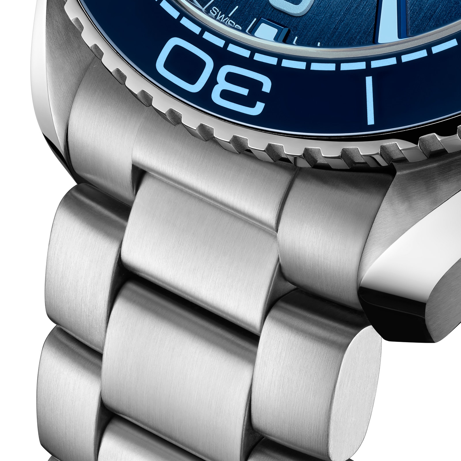 Replica Omega Seamaster Planet Ocean 600M Co-Axial Master Chronometer 39.5mm Summer Blue O21530402003002 4 Replica Omega Seamaster Planet Ocean 600M Co-Axial Master Chronometer 39.5mm Summer Blue O21530402003002