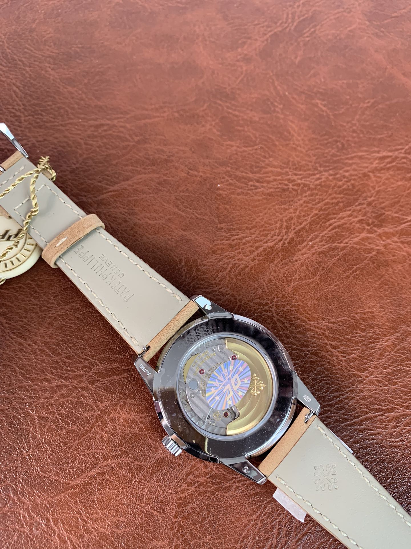 Replica Patek Philippe Men 5226G-001