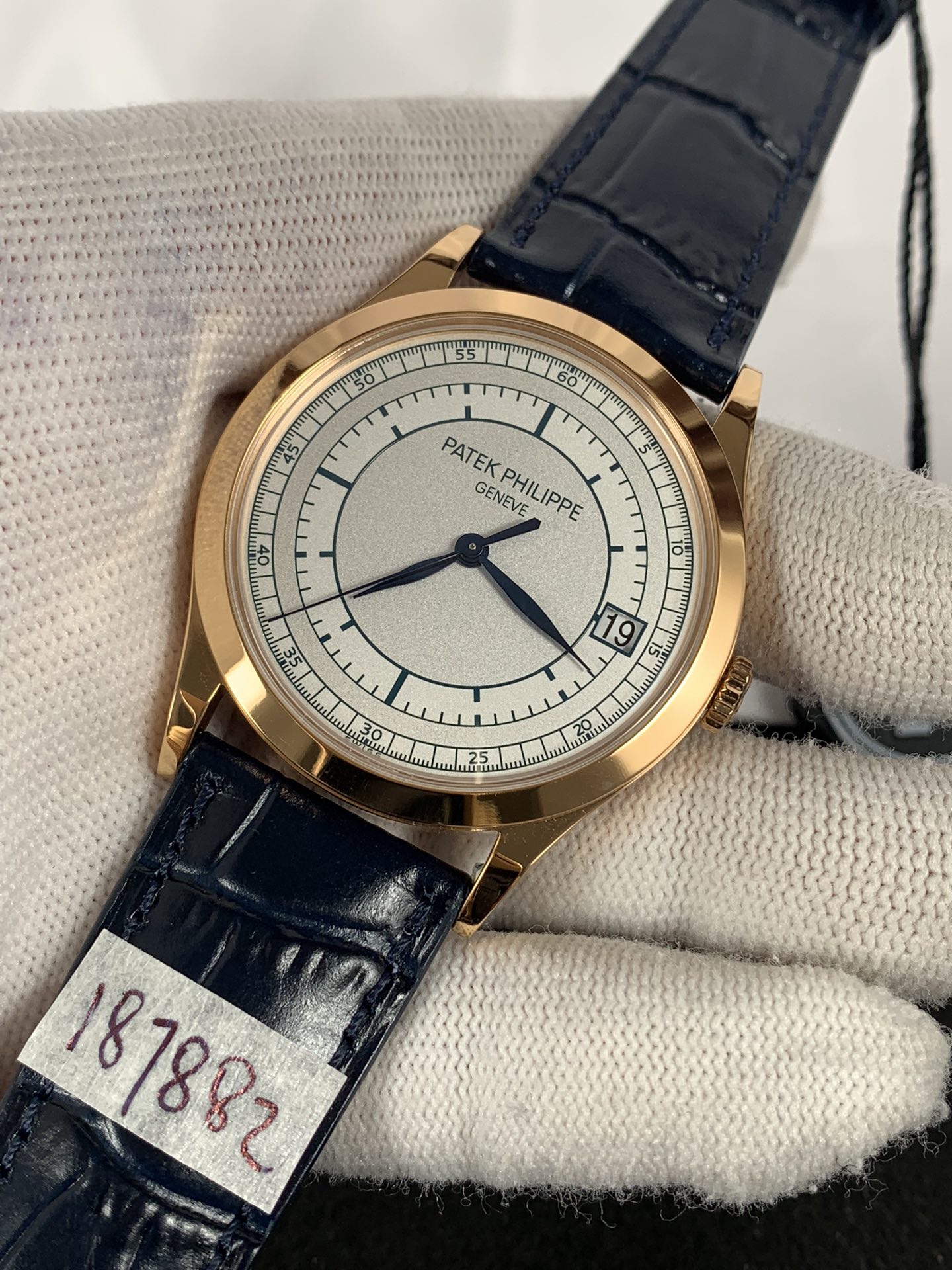 Replica Patek Philippe Men Calatrava Ref.5296R-001