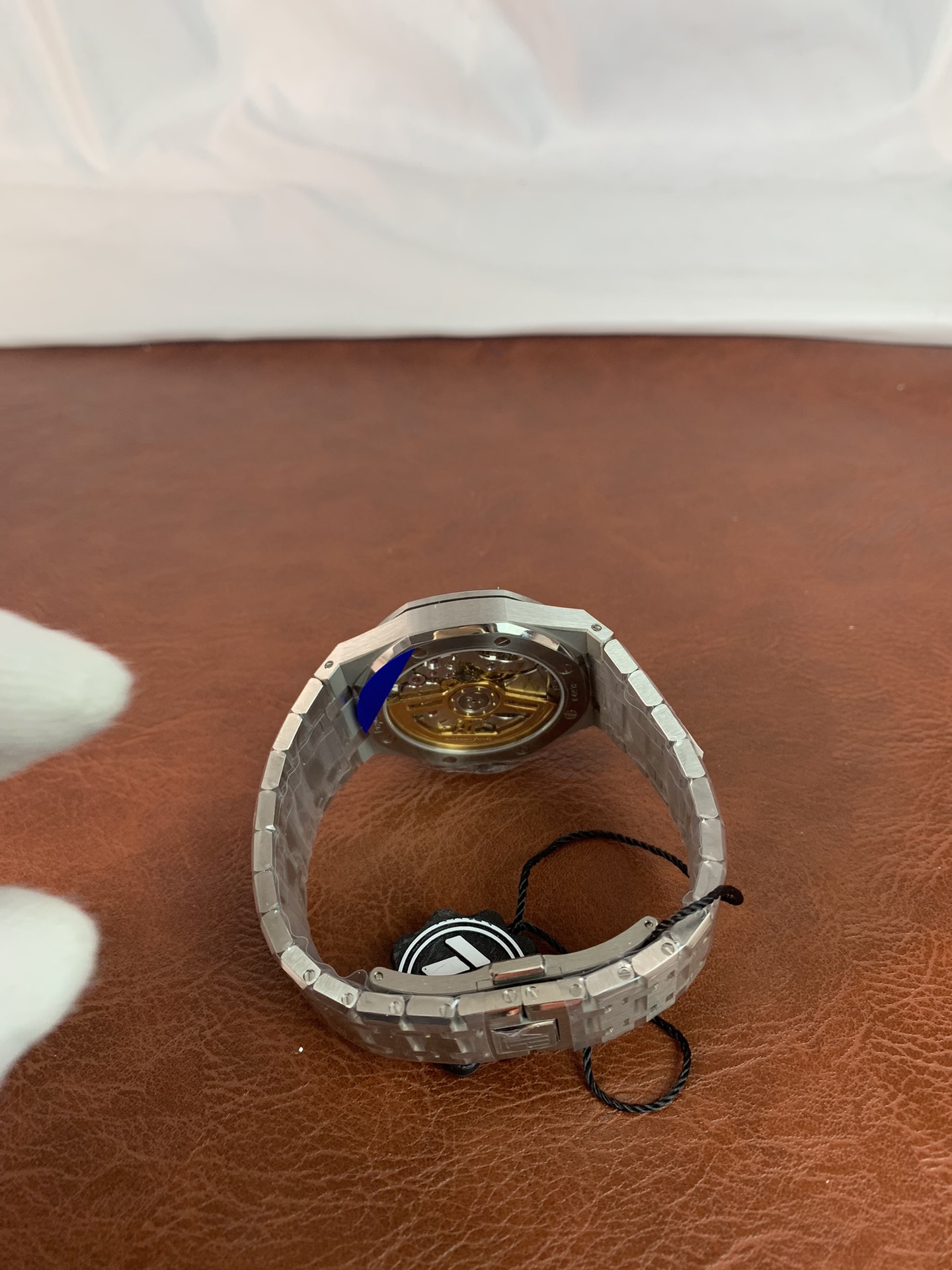 Replica Audemars Piguet Men Royal Oak 15500ST.OO.1220ST.01 5 Replica Audemars Piguet Men Royal Oak 15500ST.OO.1220ST.01