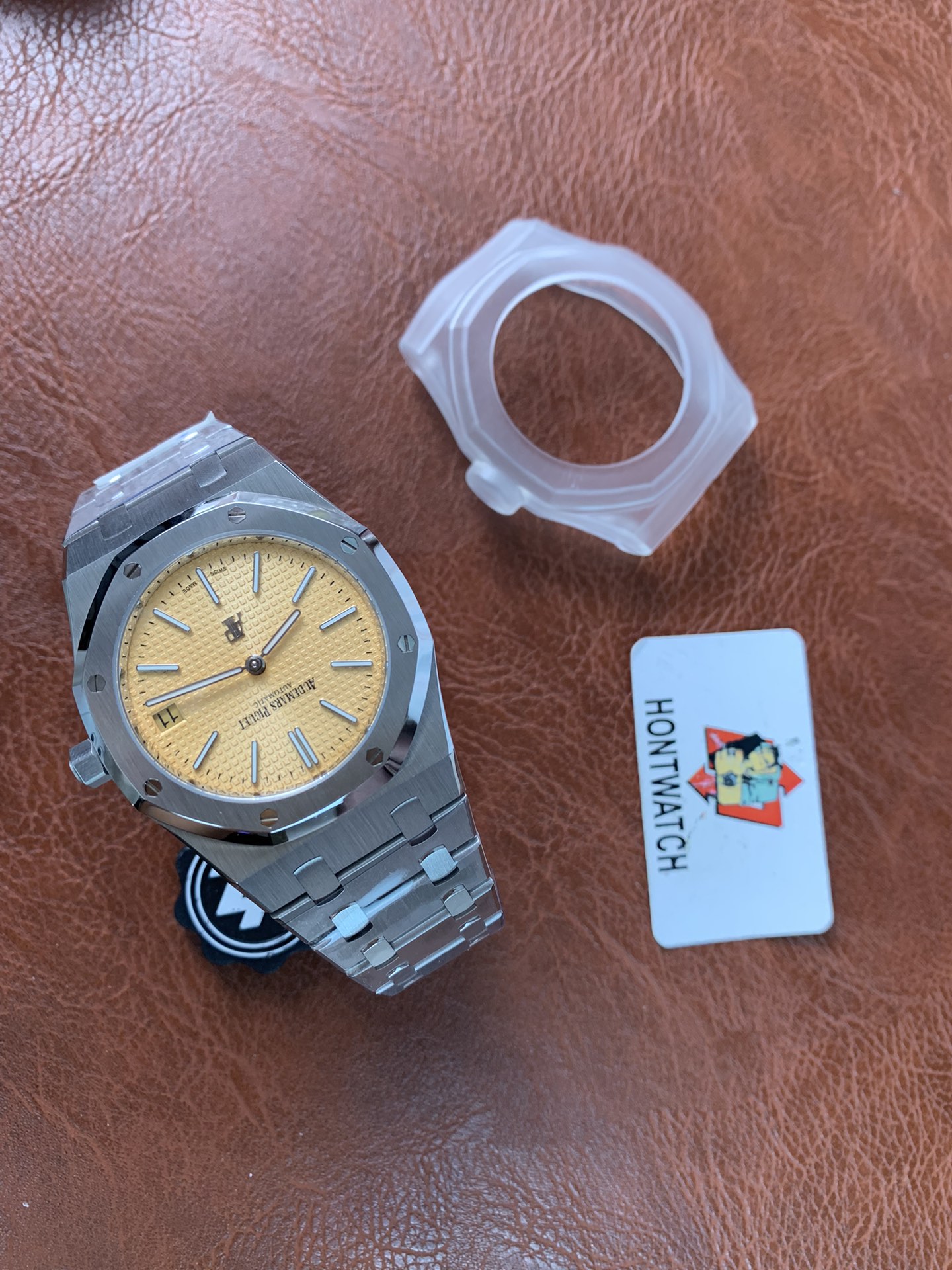 Replica Audemars Piguet Men Royal Oak 15202BC.OO.1240BC.01 5 Replica Audemars Piguet Men Royal Oak 15202BC.OO.1240BC.01
