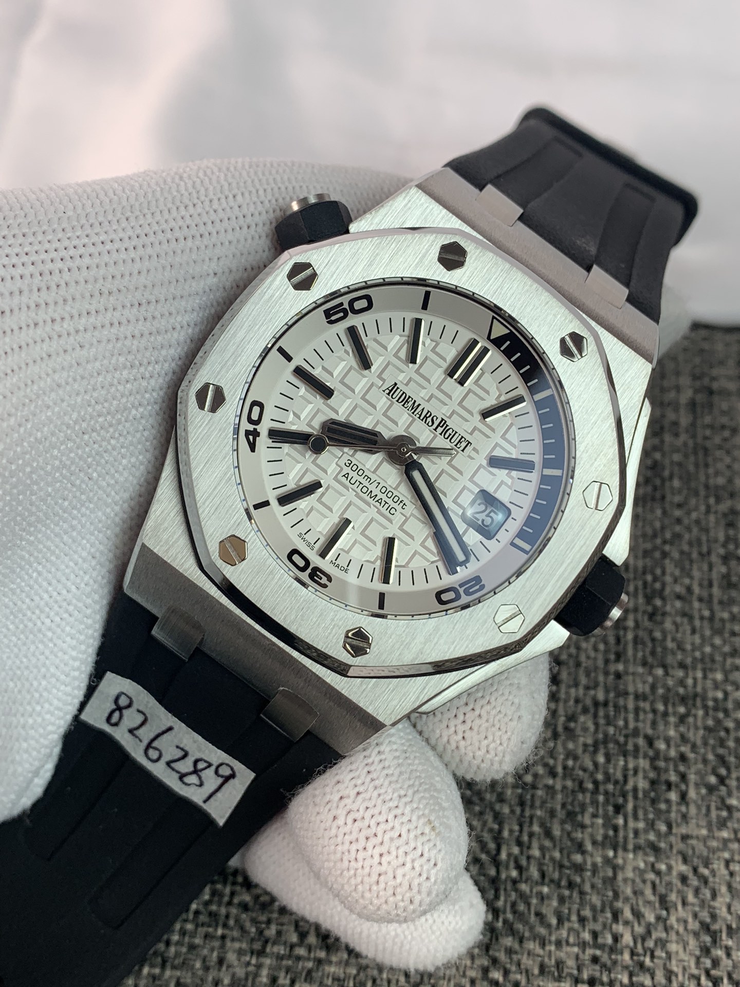 Replica Audemars Piguet Mens Ref.15710ST.OO.A002CA.02