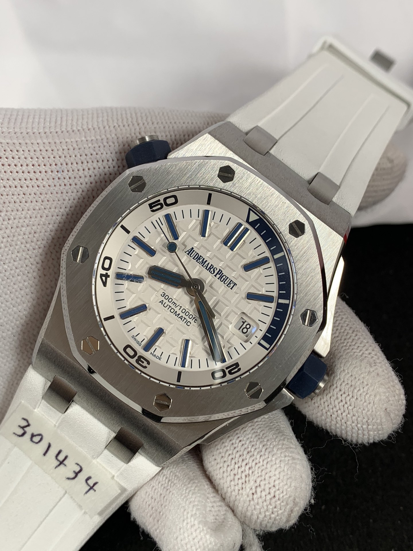 Replica Audemars Piguet Mens 15710ST.OO.A010CA.01
