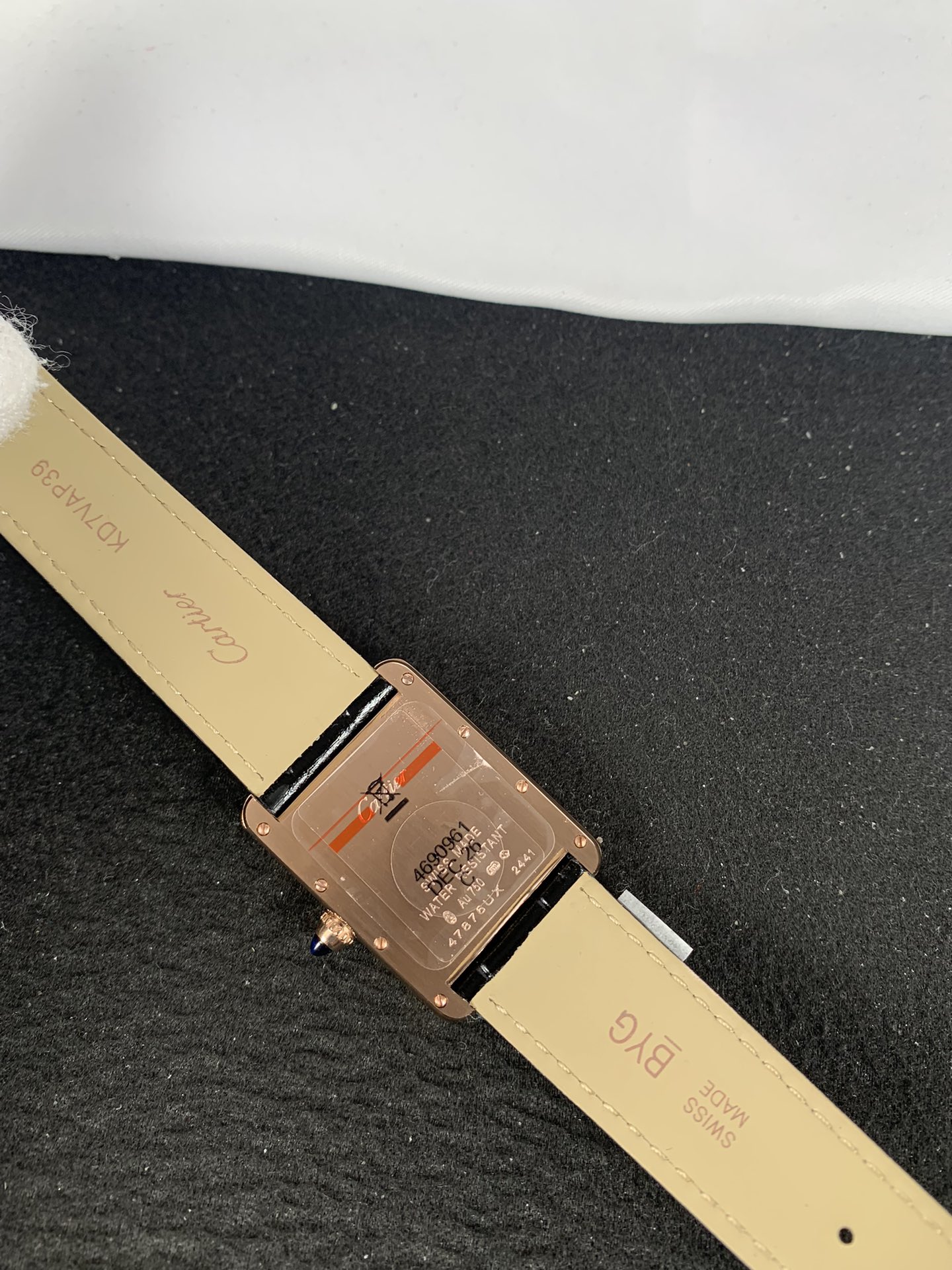 Replica Cartier Men Tank Rose Gold