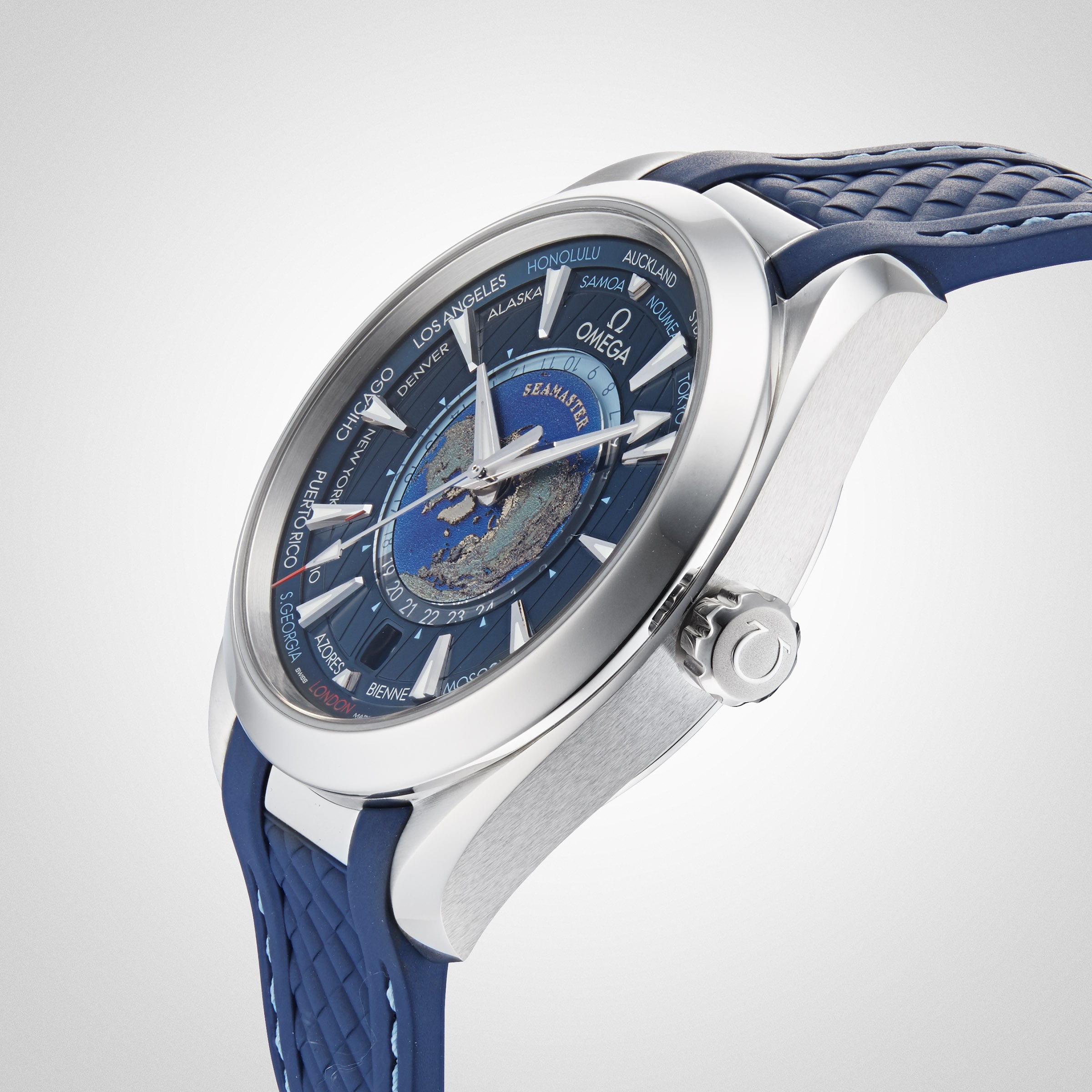 Replica Omega Aqua Terra 150M CoAxial Master Chronometer GMT Worldtimer 43mm O22012432203001 5 Replica Omega Aqua Terra 150M CoAxial Master Chronometer GMT Worldtimer 43mm O22012432203001